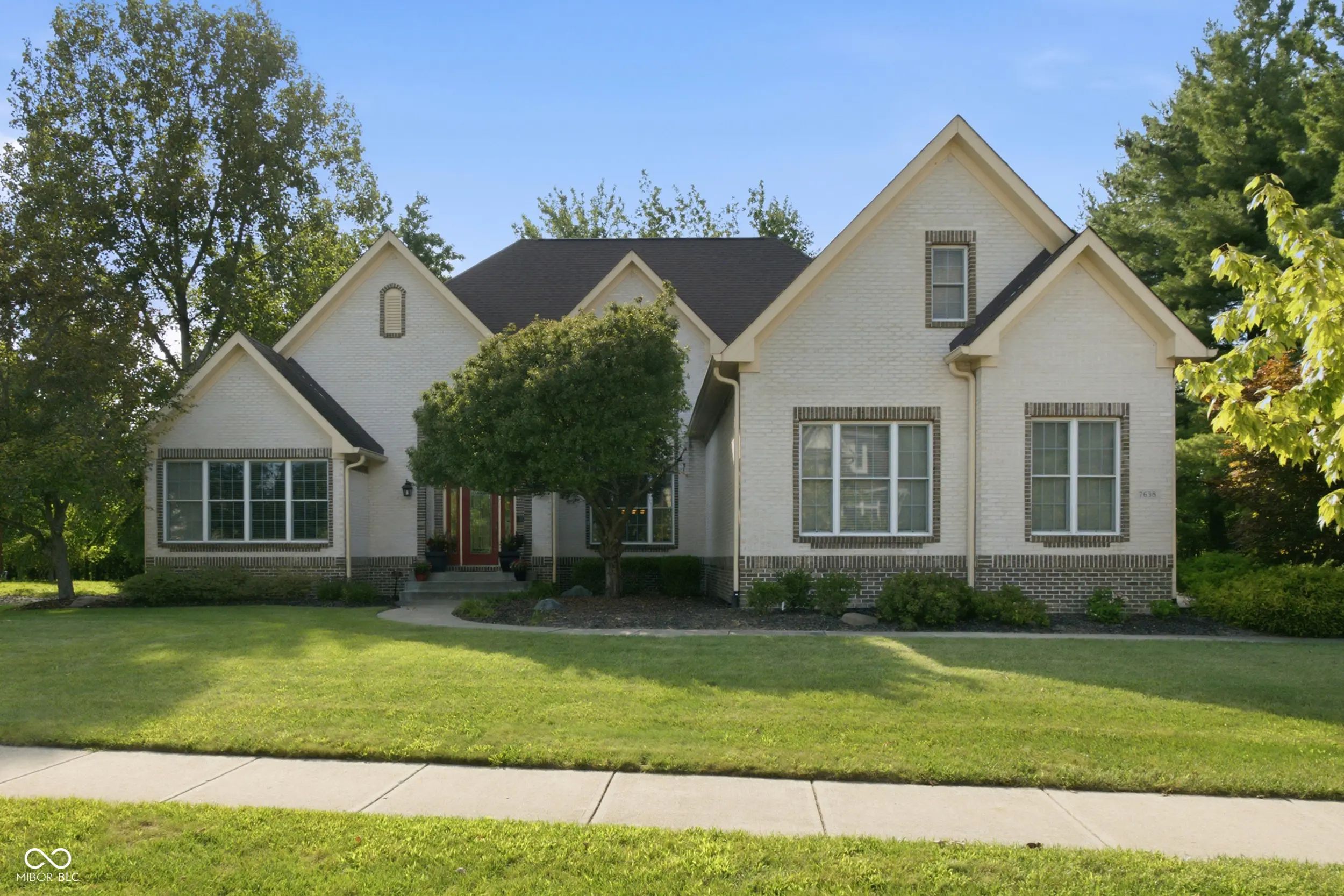 7638 Spring Ridge, Indianapolis