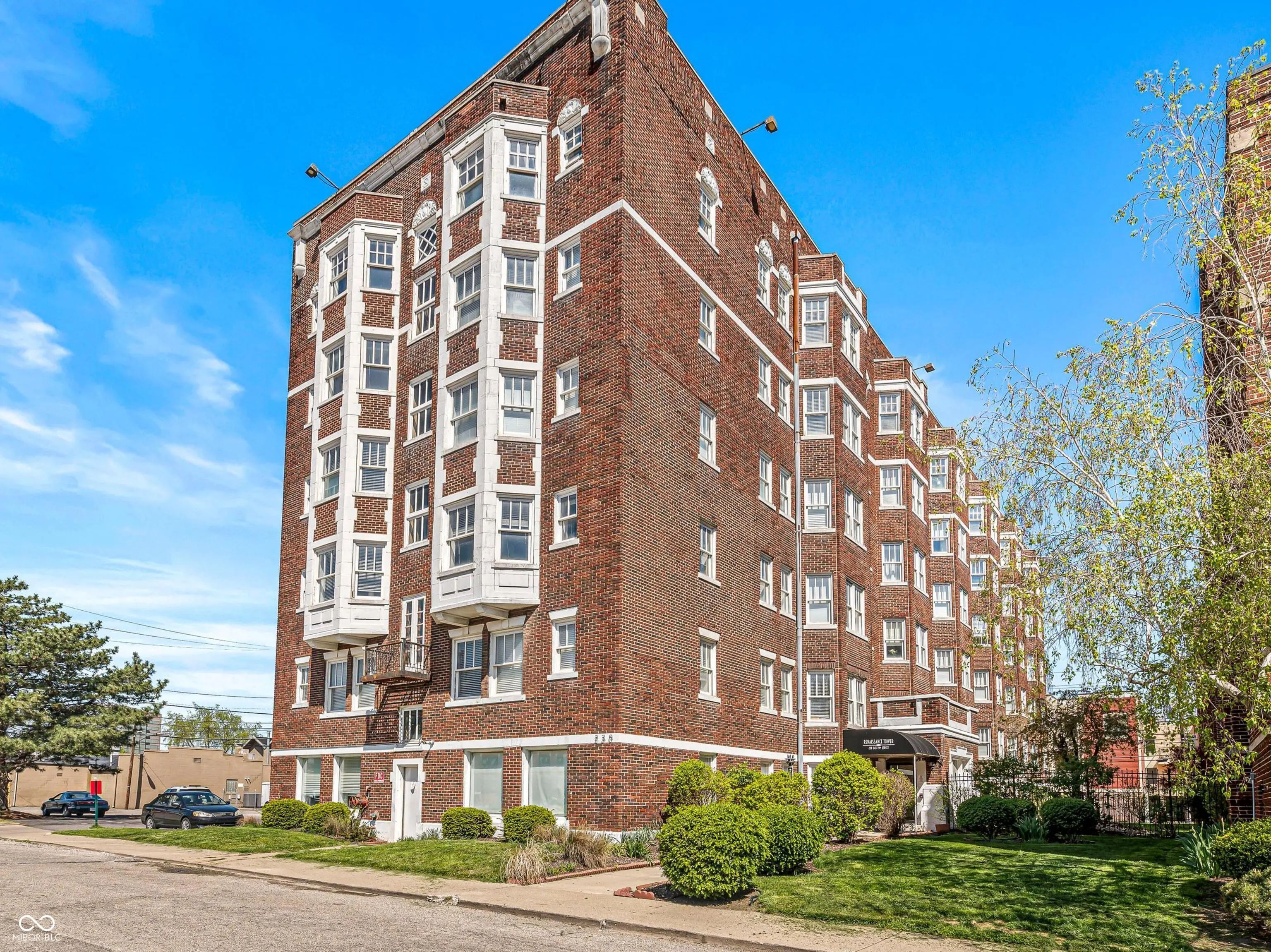 Photo of 230 E 9th Street 107 Indianapolis, IN 46204