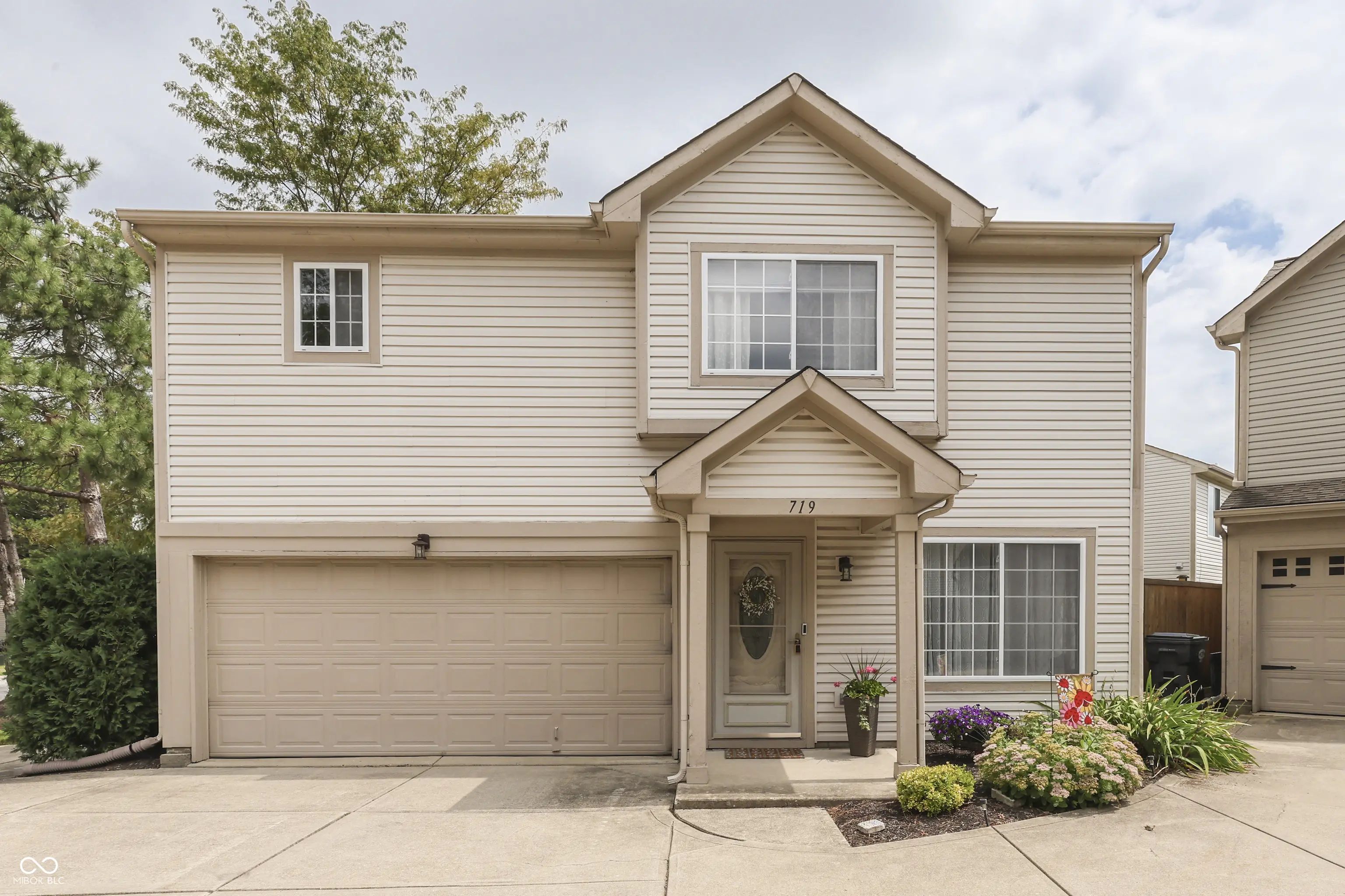 Photo of 719 Mountain Pine Drive Greenwood, IN 46143
