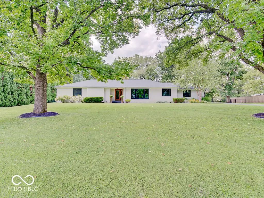Photo of 5230 Shorewood Drive Indianapolis, IN 46220