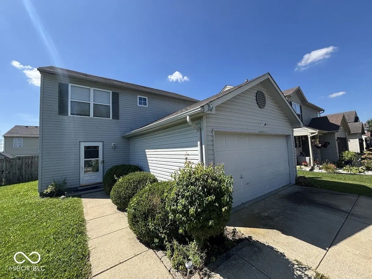 11417 Smoothbark Drive, Indianapolis