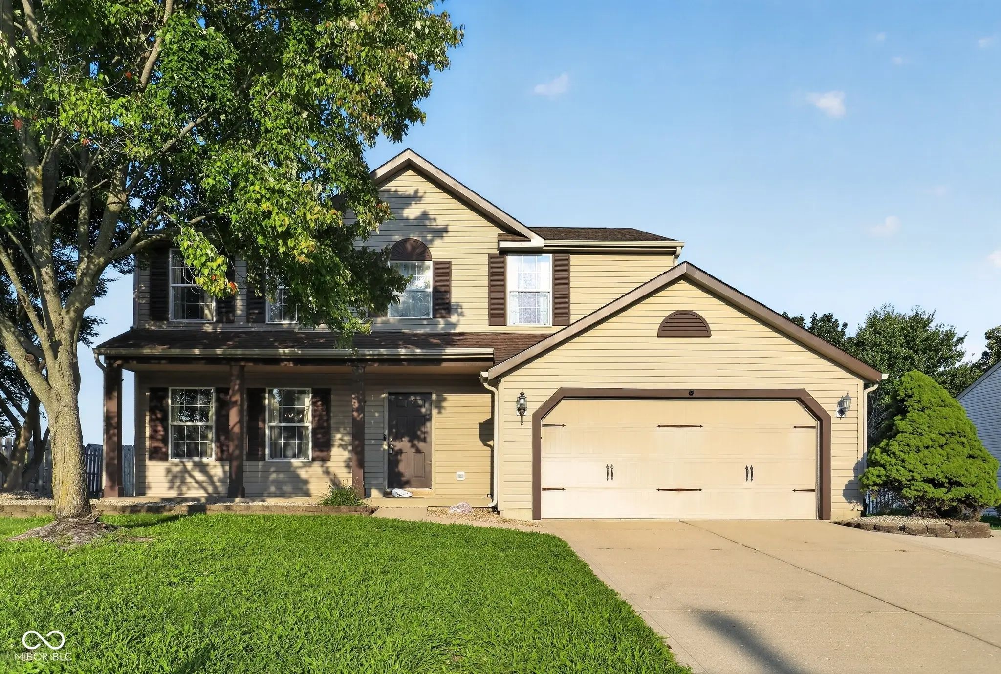 Photo of 973 Thornwood Drive Greenwood, IN 46143