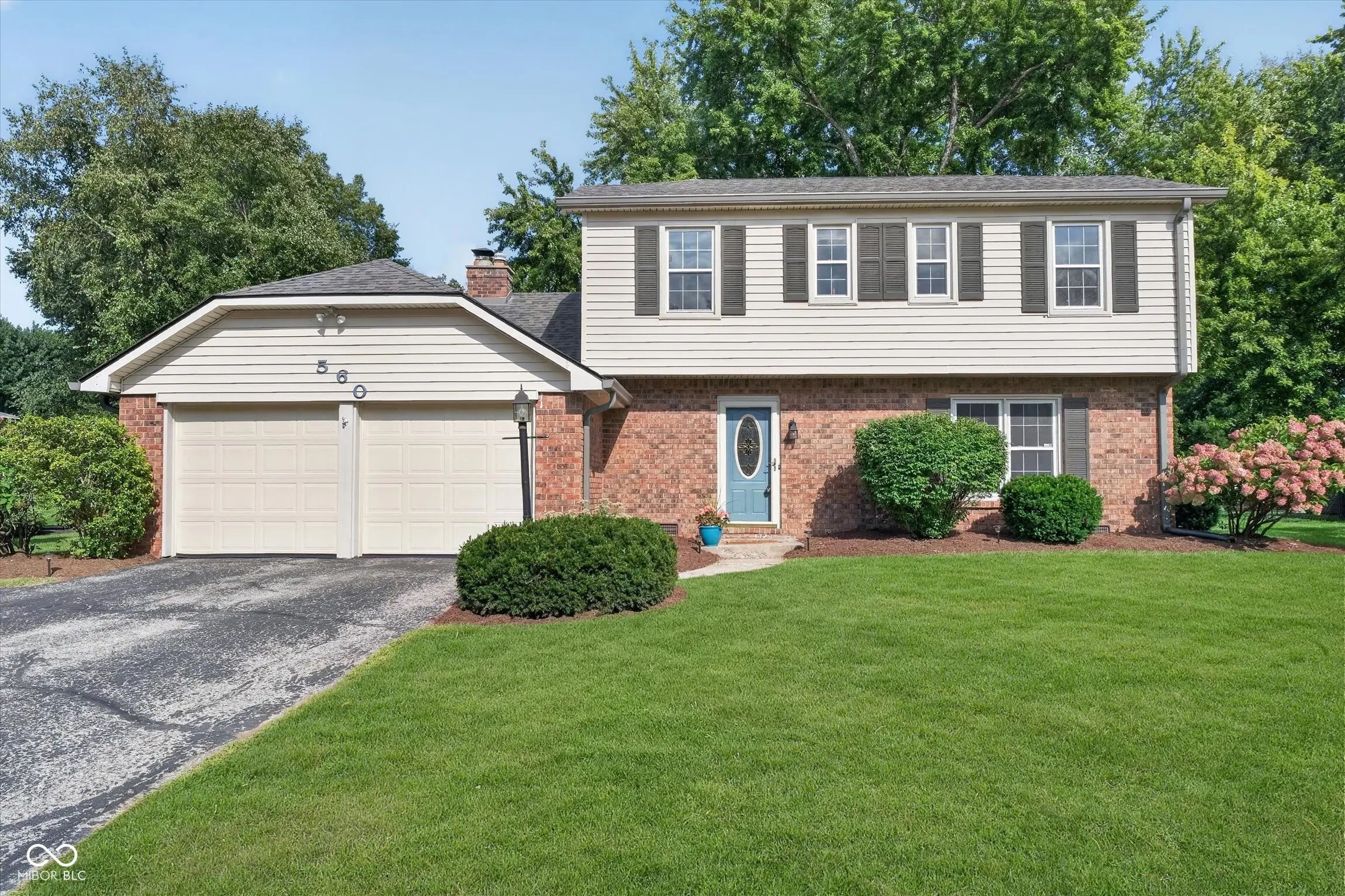 Photo of 560 S Harbour Drive Noblesville, IN 46062