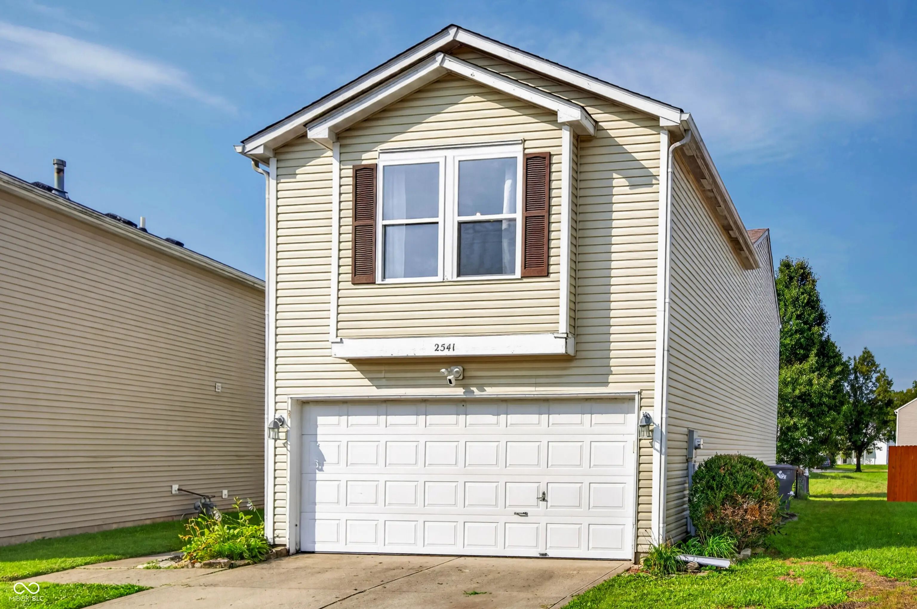 2541 Black Antler Court, Indianapolis