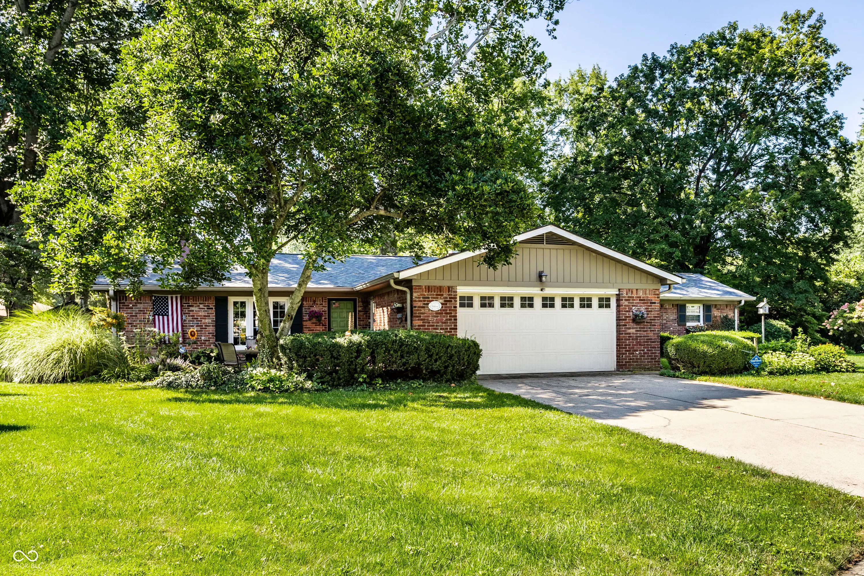 Photo of 7990 Hoover Court Indianapolis, IN 46260