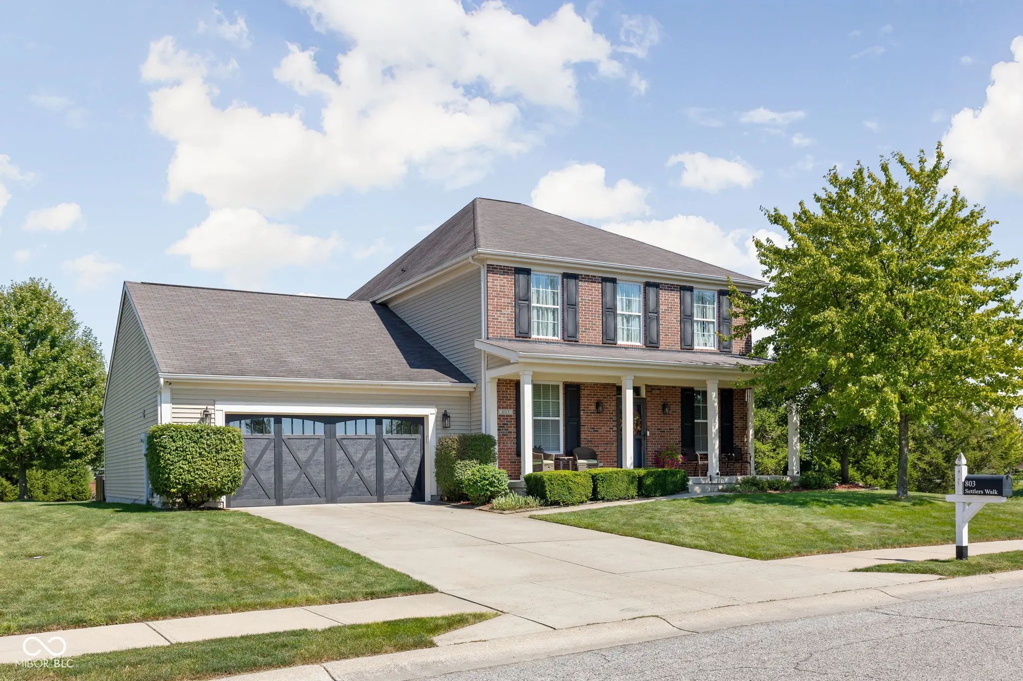 Photo of 803 Settlers Walk Brownsburg, IN 46112
