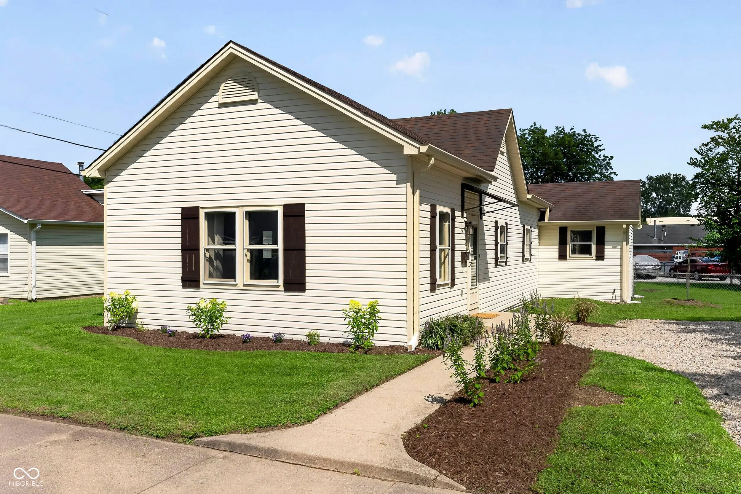 649 Young, Franklin