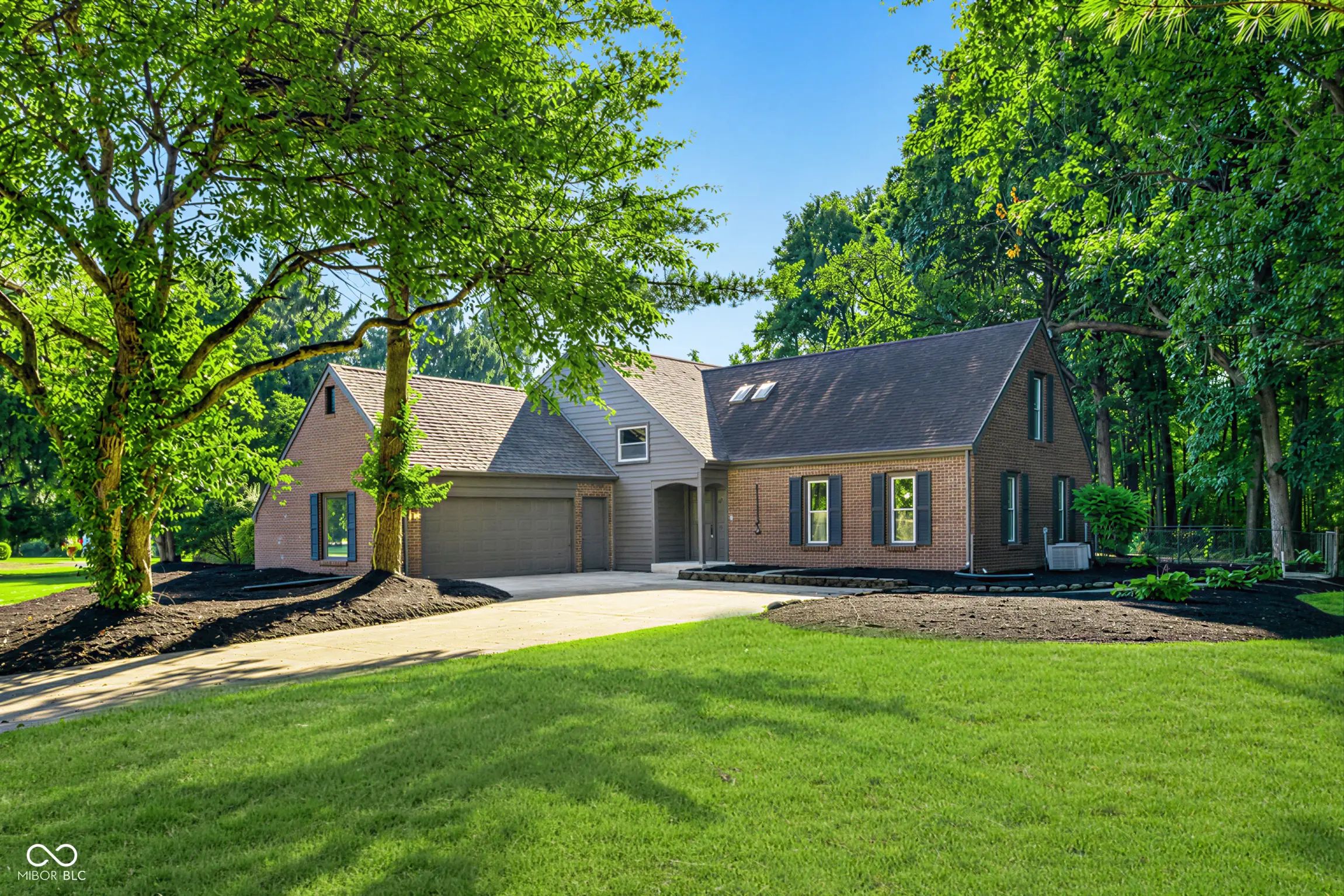 Photo of 1115 Indianpipe Lane Zionsville, IN 46077
