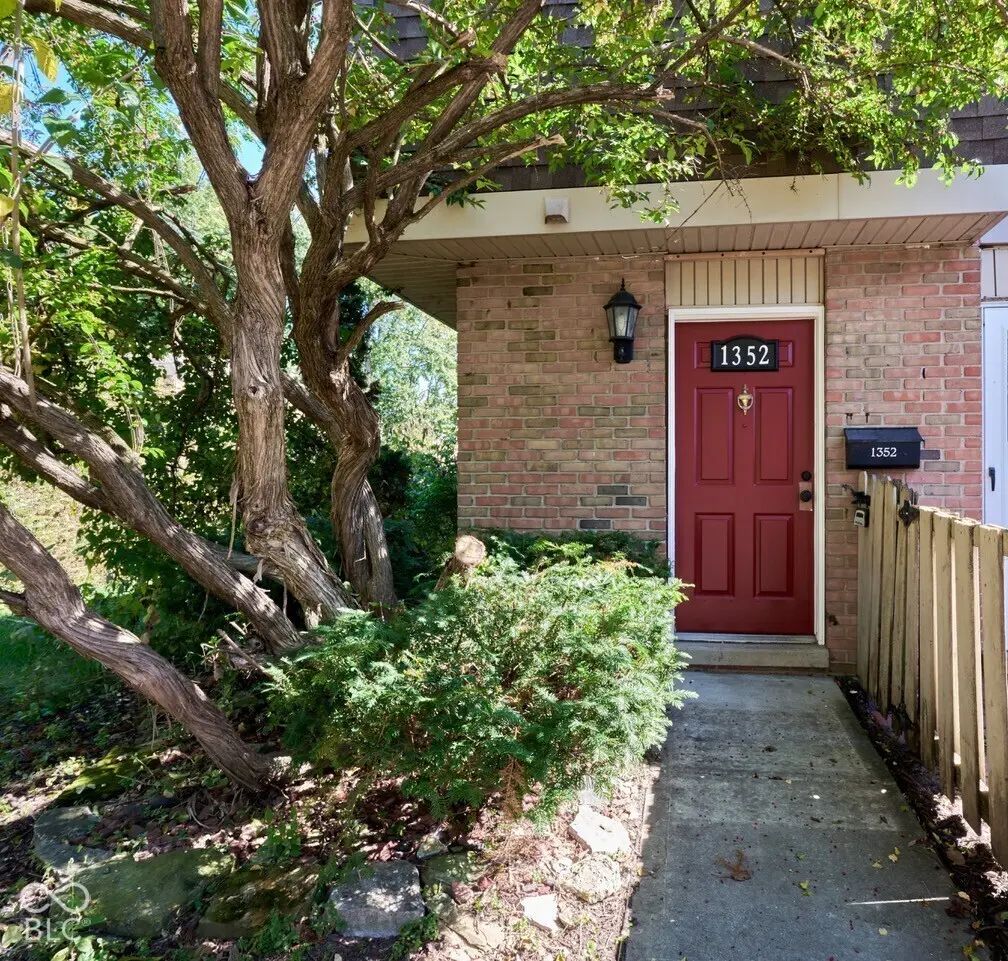 Photo of 1352 Tishman Lane Indianapolis, IN 46260
