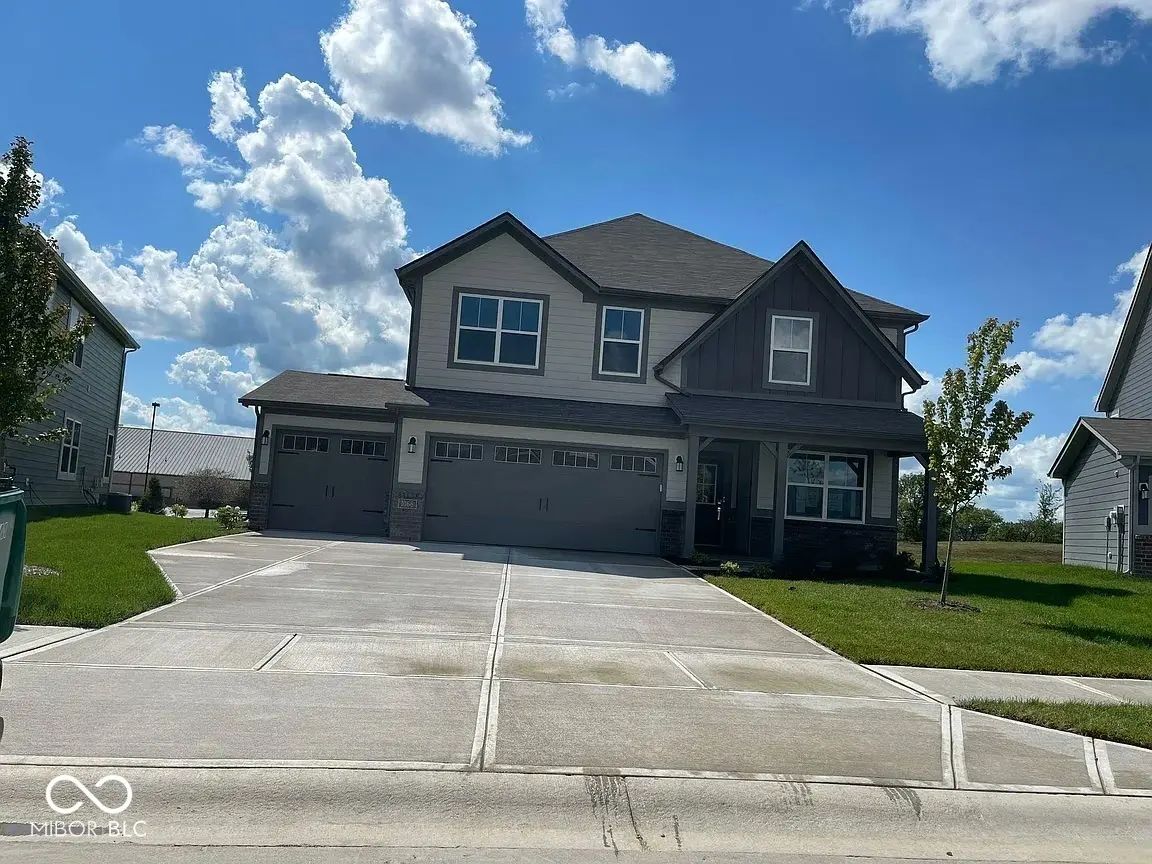 Photo of 1066 Tansley Lane Avon, IN 46123