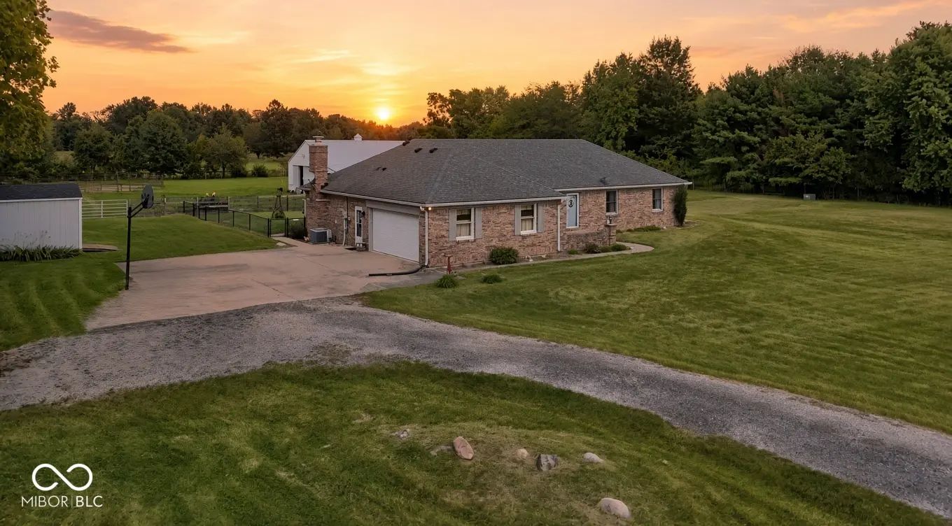 2820 State Road 38 E, Westfield