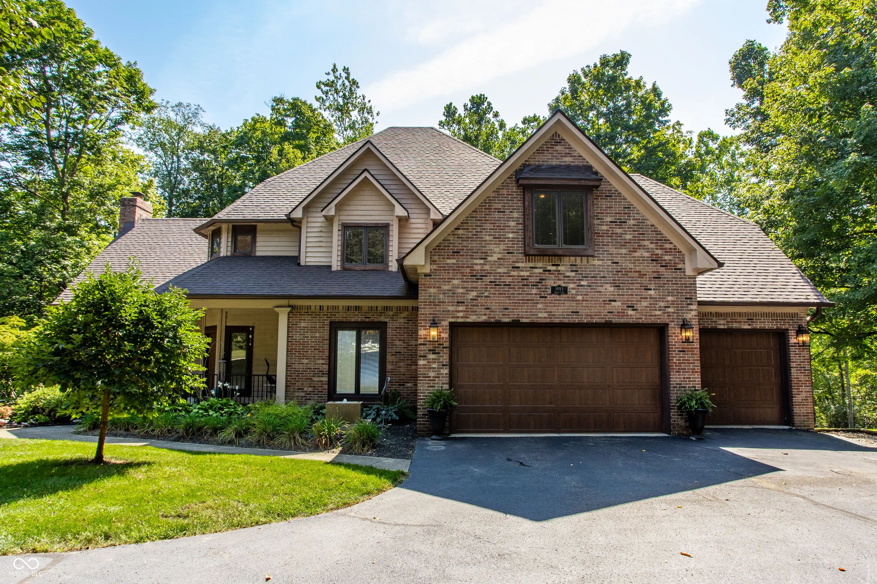 Photo of 1093 Timber Climb Drive Avon, IN 46123