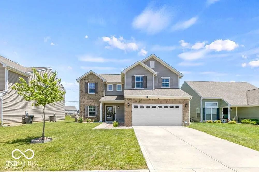 Photo of 2581 Shadowbrook Trace Greenwood, IN 46143