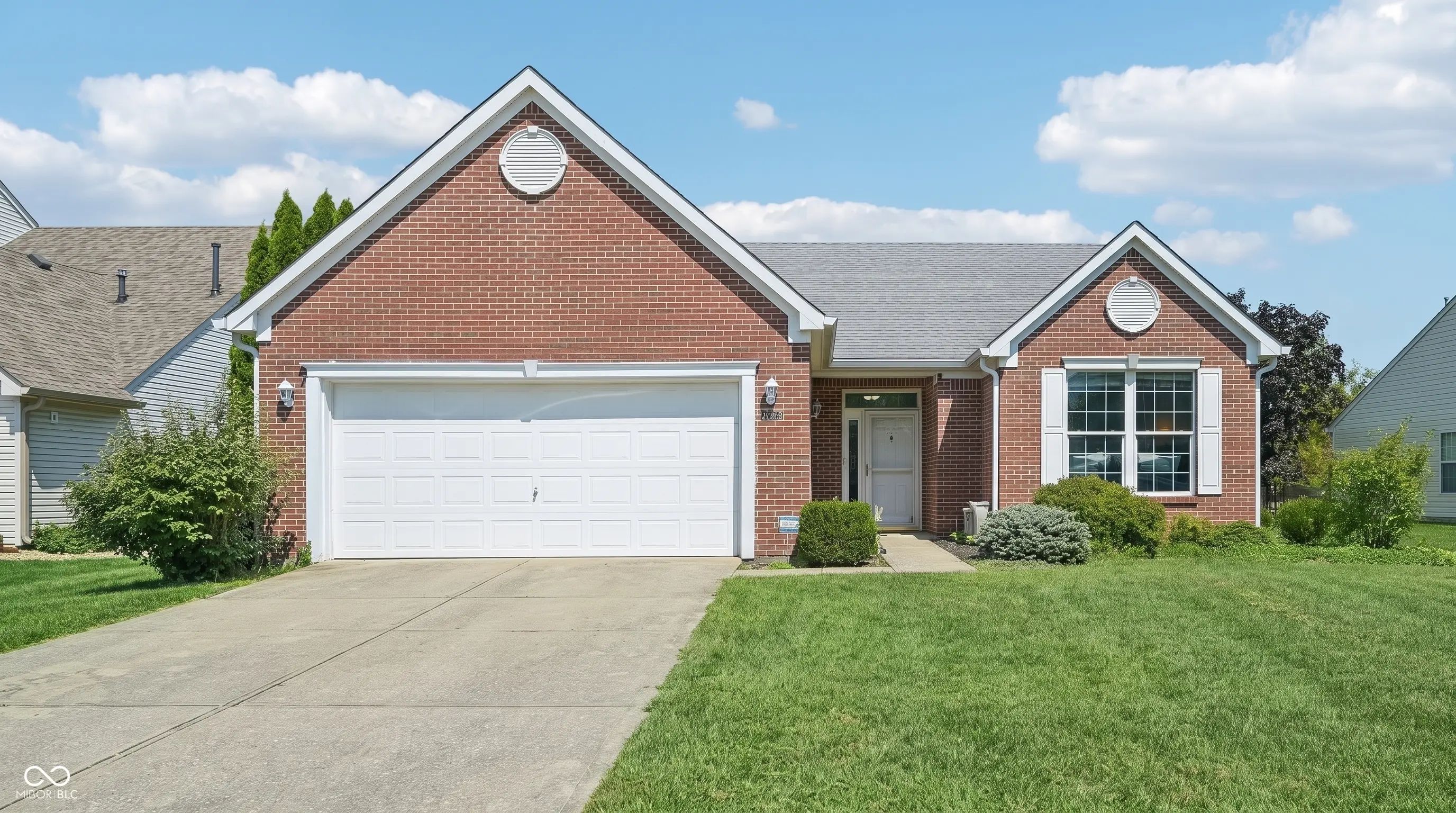 Photo of 1098 Springwater Circle Greenwood, IN 46143