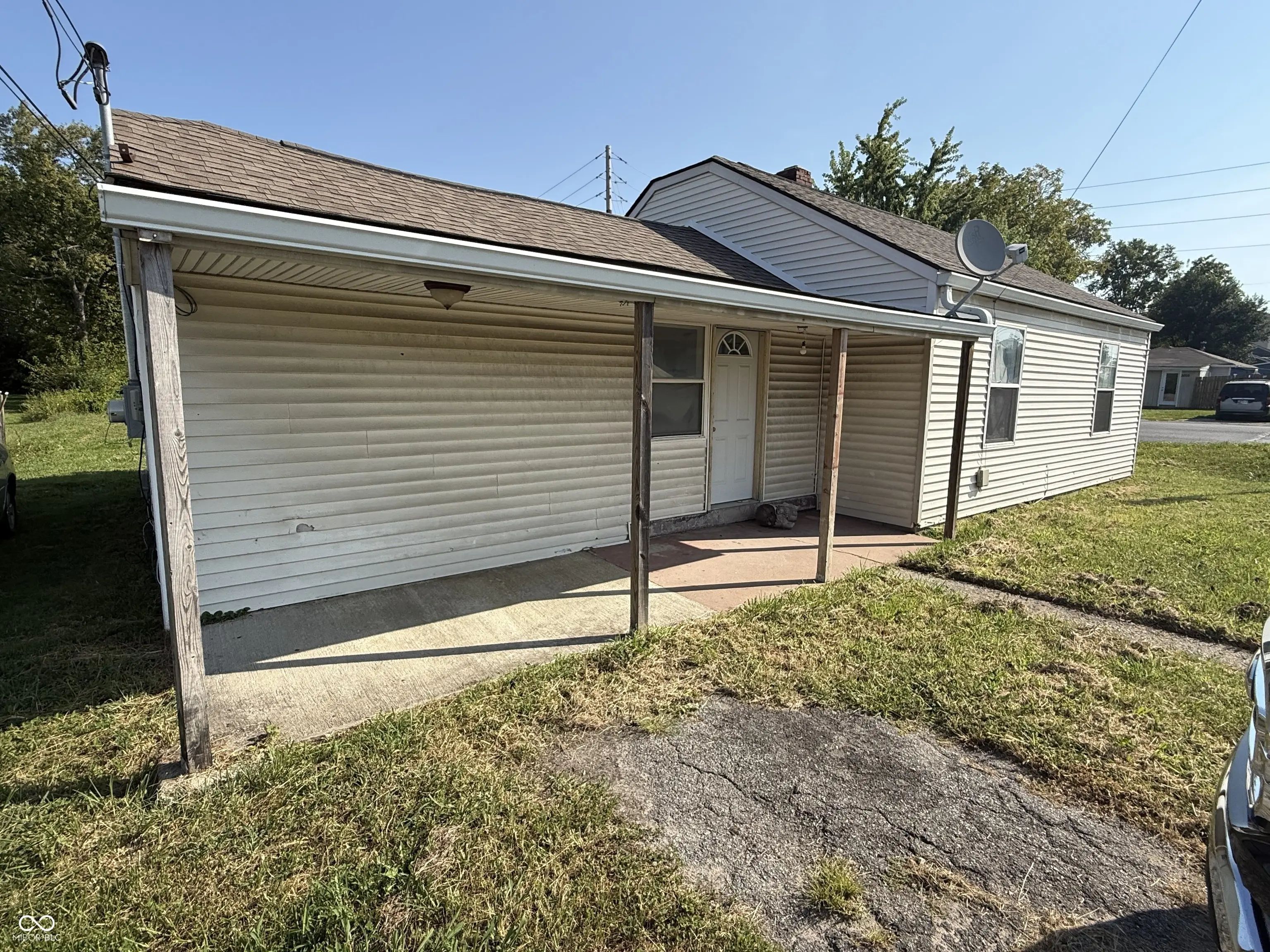 5460 E 30th Street, Indianapolis