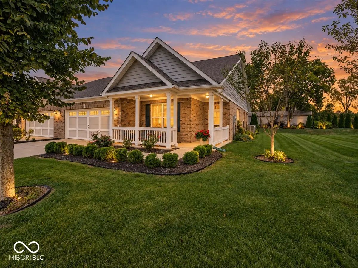 4054 Galena Drive, Avon