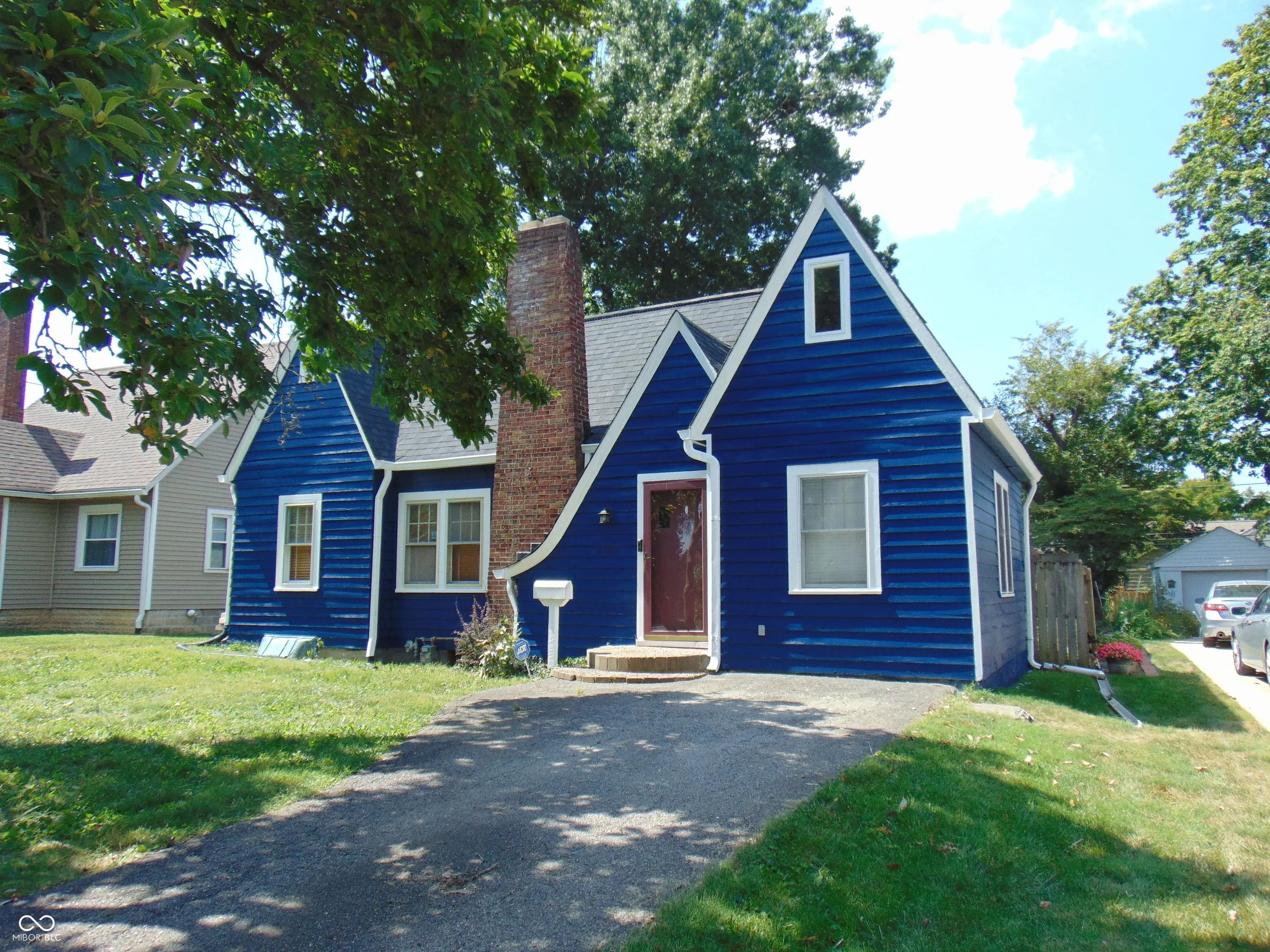 1132 N Hawthorne Lane, Indianapolis