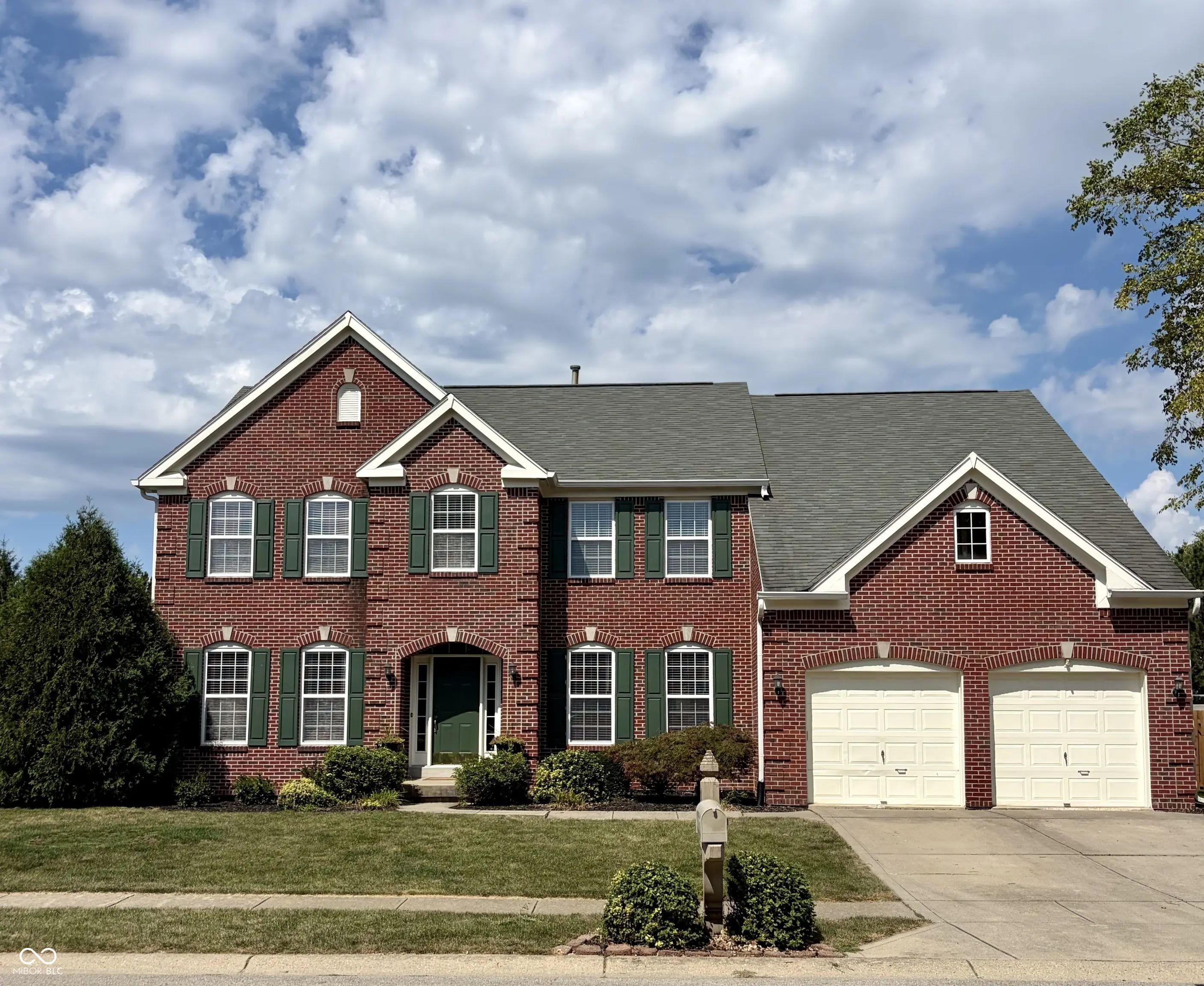 Photo of 10355 Parkshore Drive Fishers, IN 46038