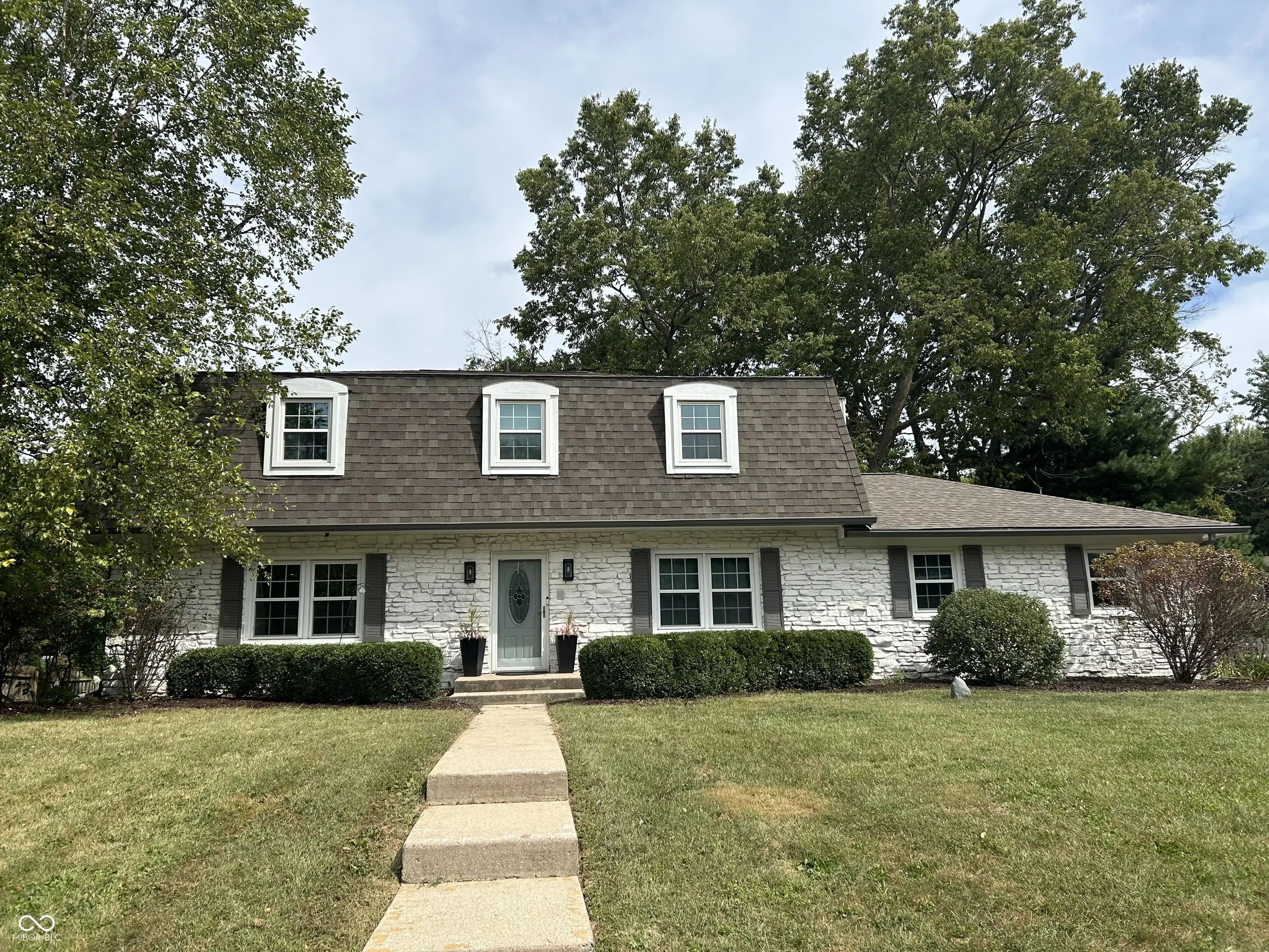 Photo of 3616 Twin Springs Carmel, IN 46033