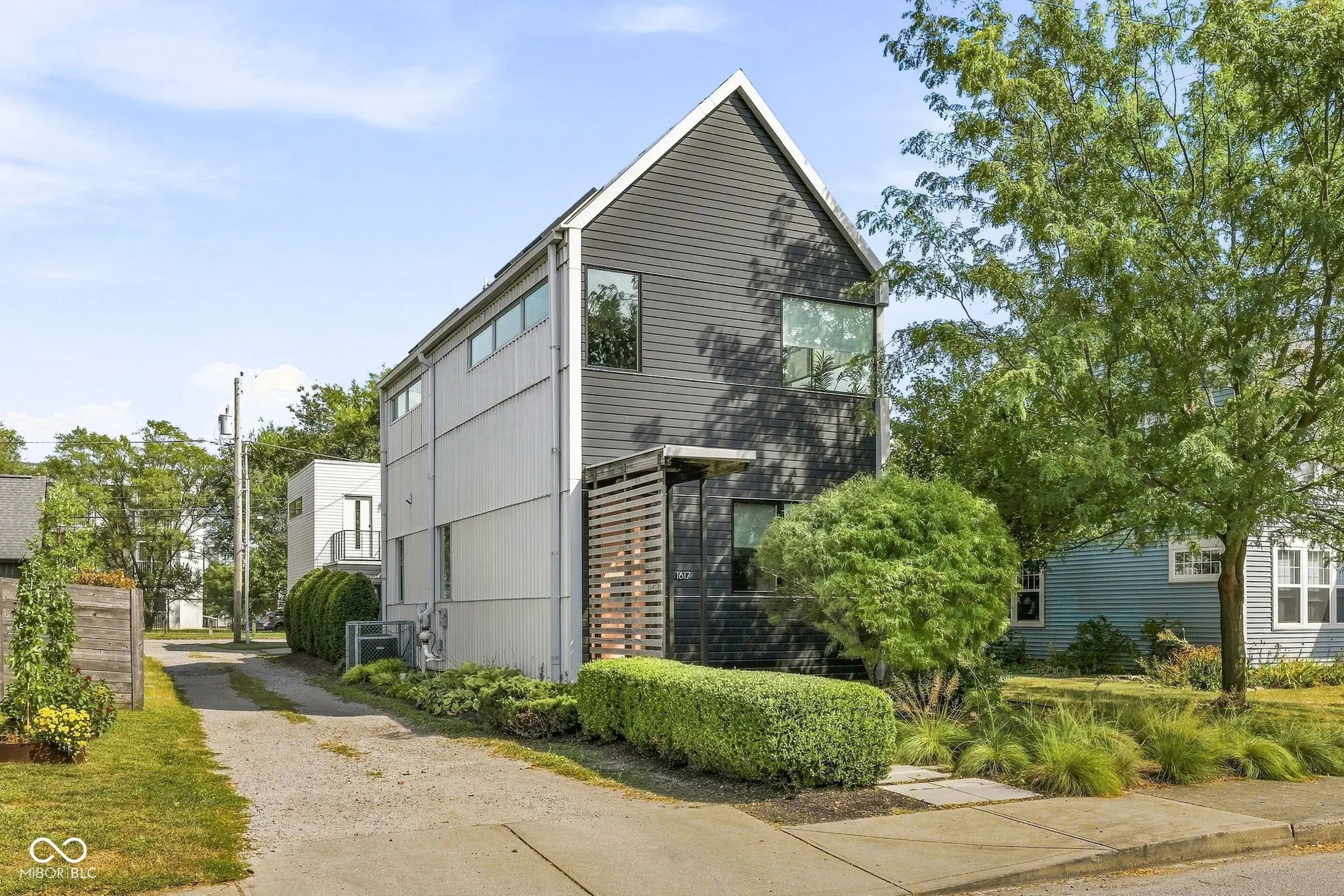 Photo of 1617 Cornell Avenue Indianapolis, IN 46202