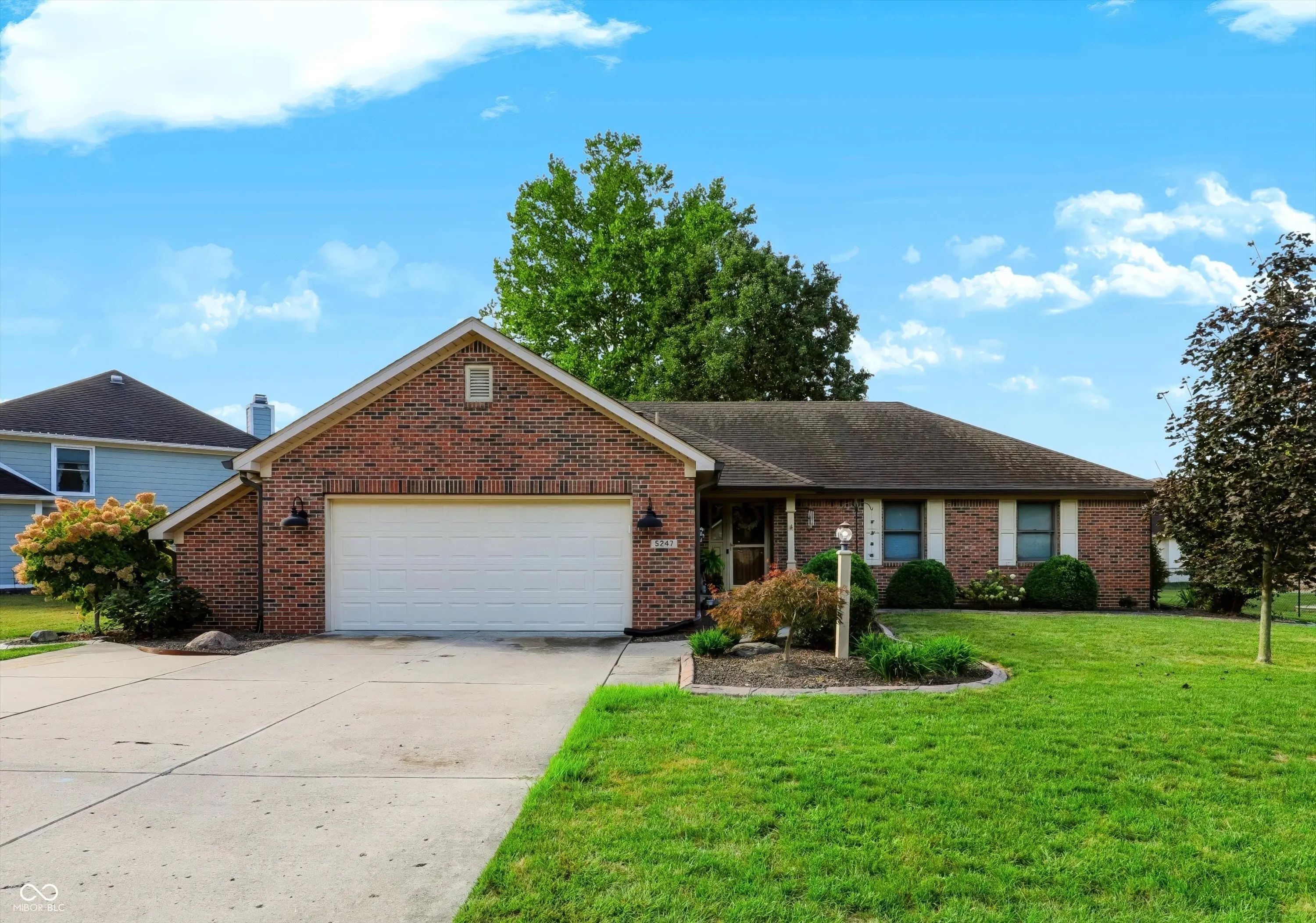 Photo of 5247 Lacy Greenwood, IN 46142
