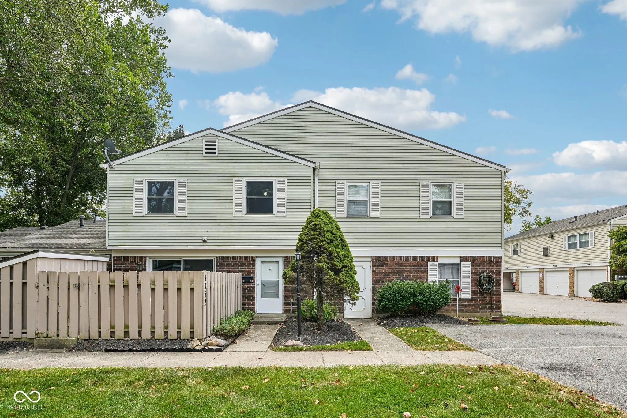 Photo of 3962 Braddock Road Indianapolis, IN 46268