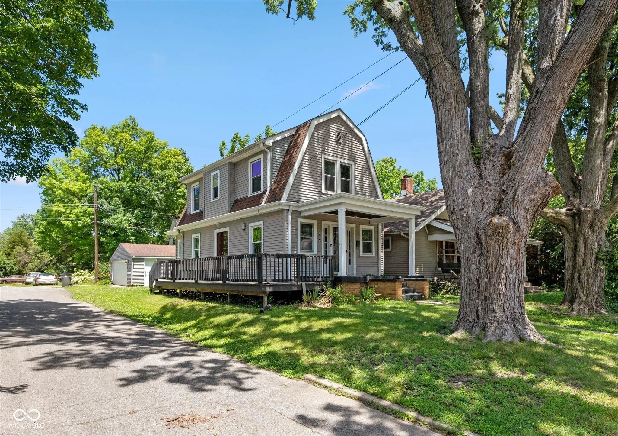 5012 University Avenue, Indianapolis