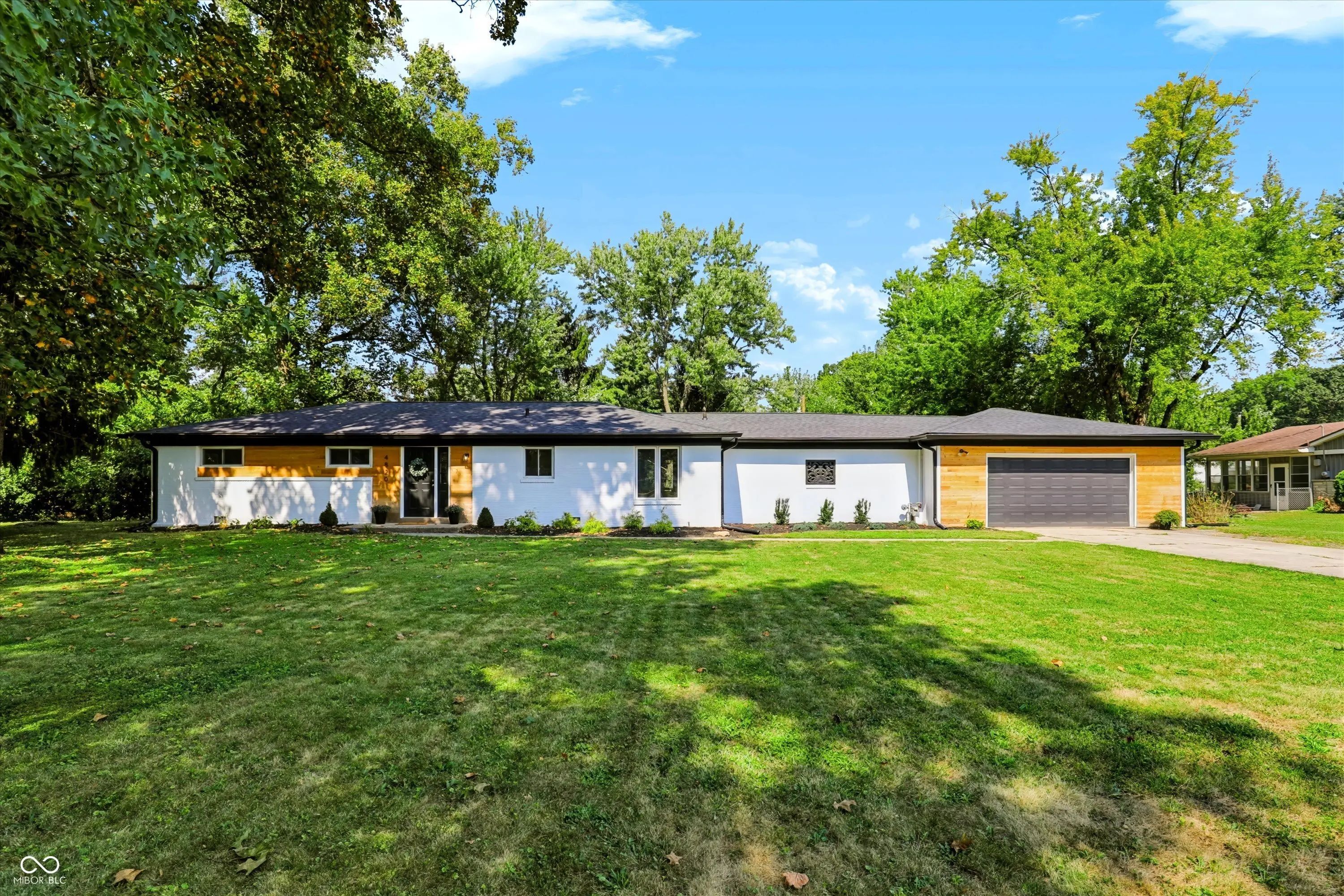 4820 E 70th Street, Indianapolis