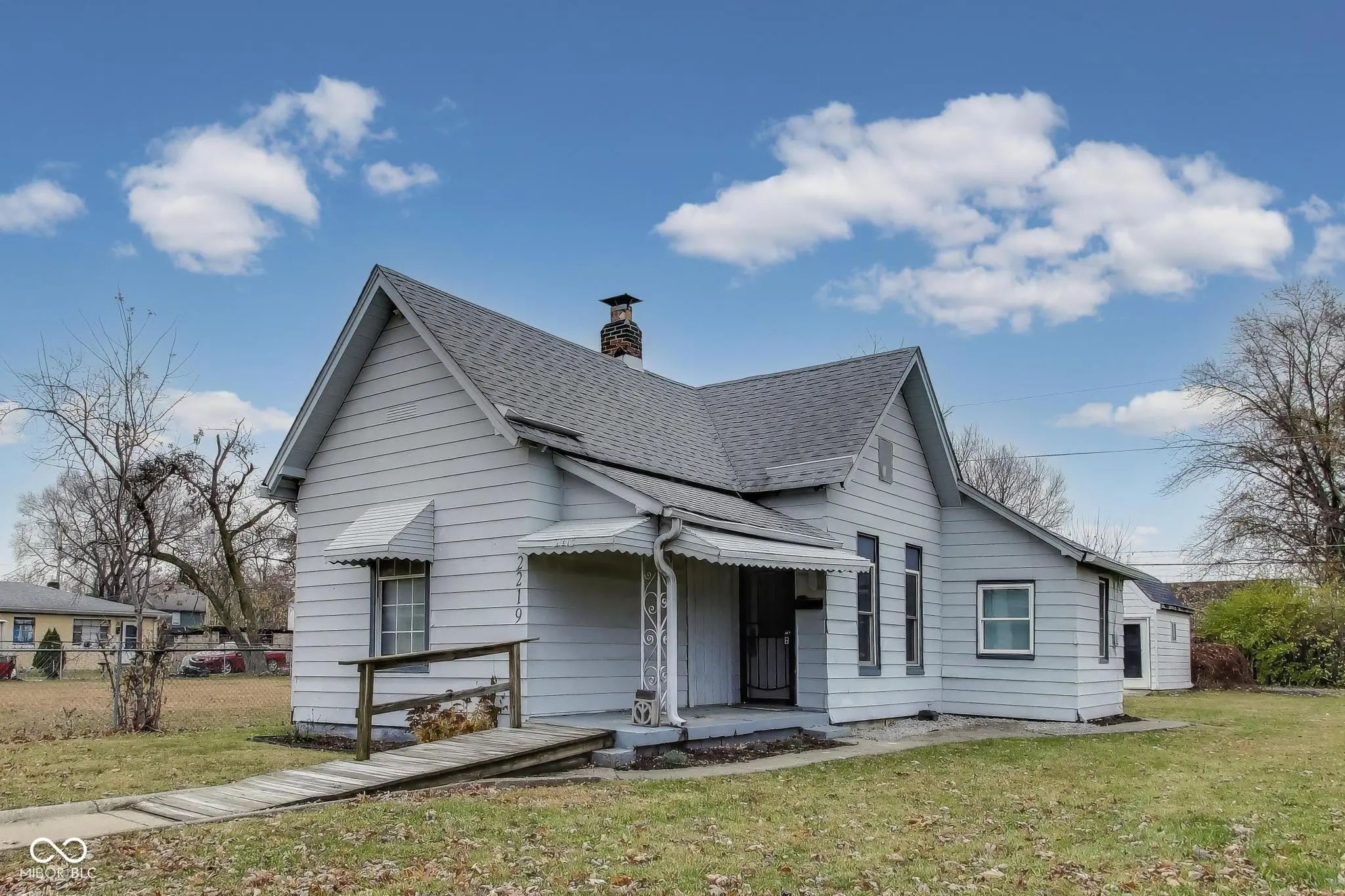 Photo of 2219 Hovey Street Indianapolis, IN 46218