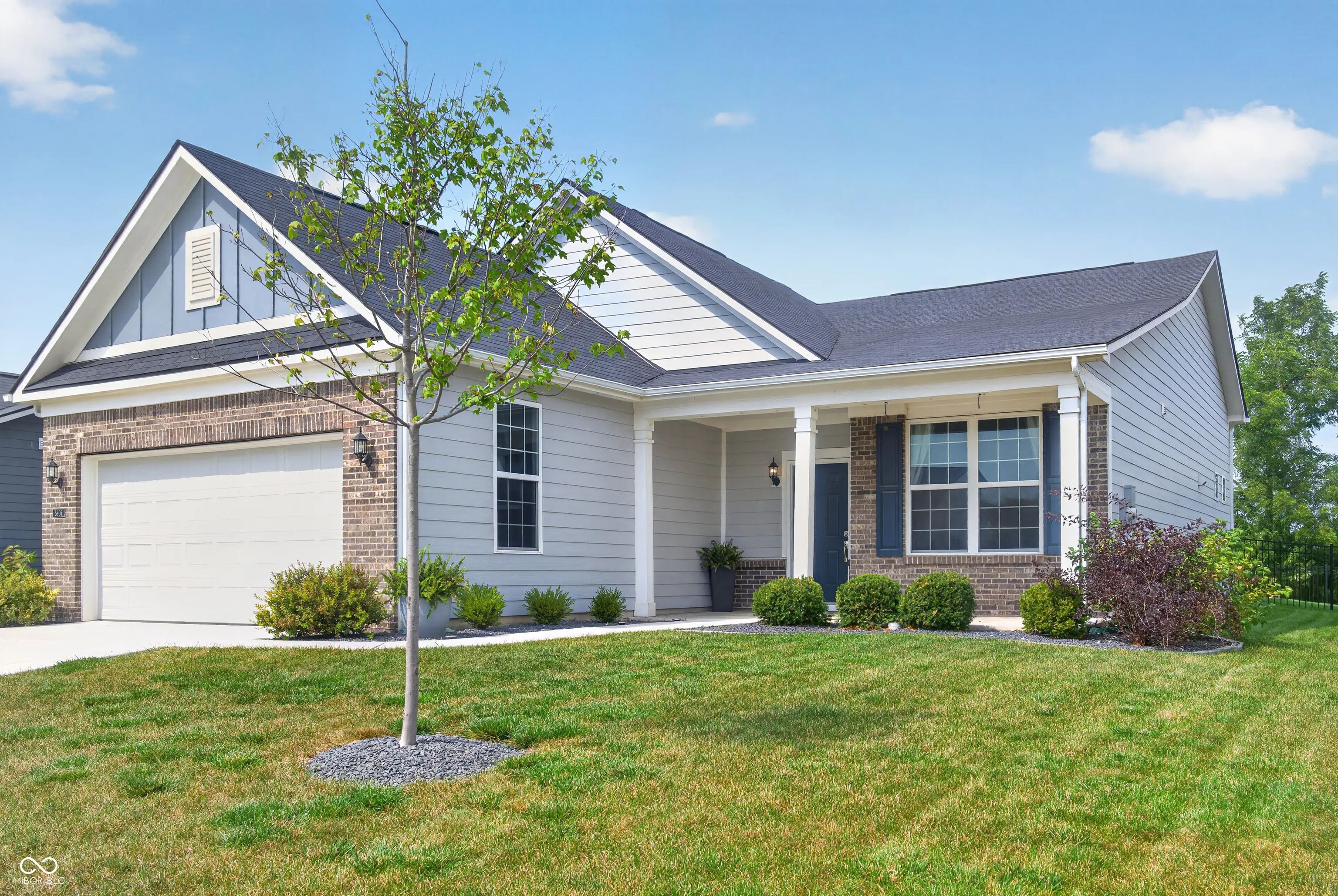 Photo of 5806 Walkabout Way Brownsburg, IN 46112