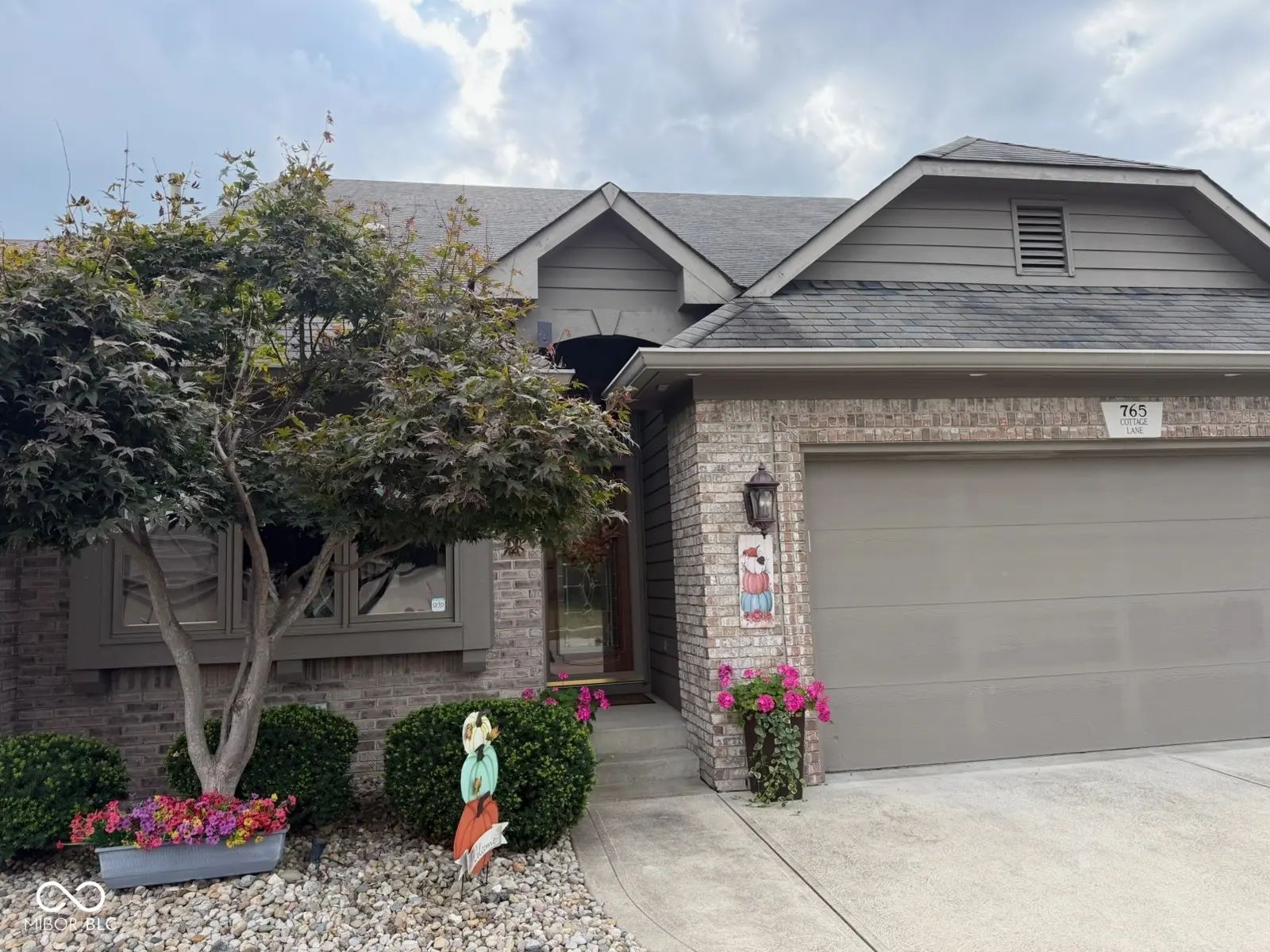 Photo of 765 Cottage Lane Greenwood, IN 46143