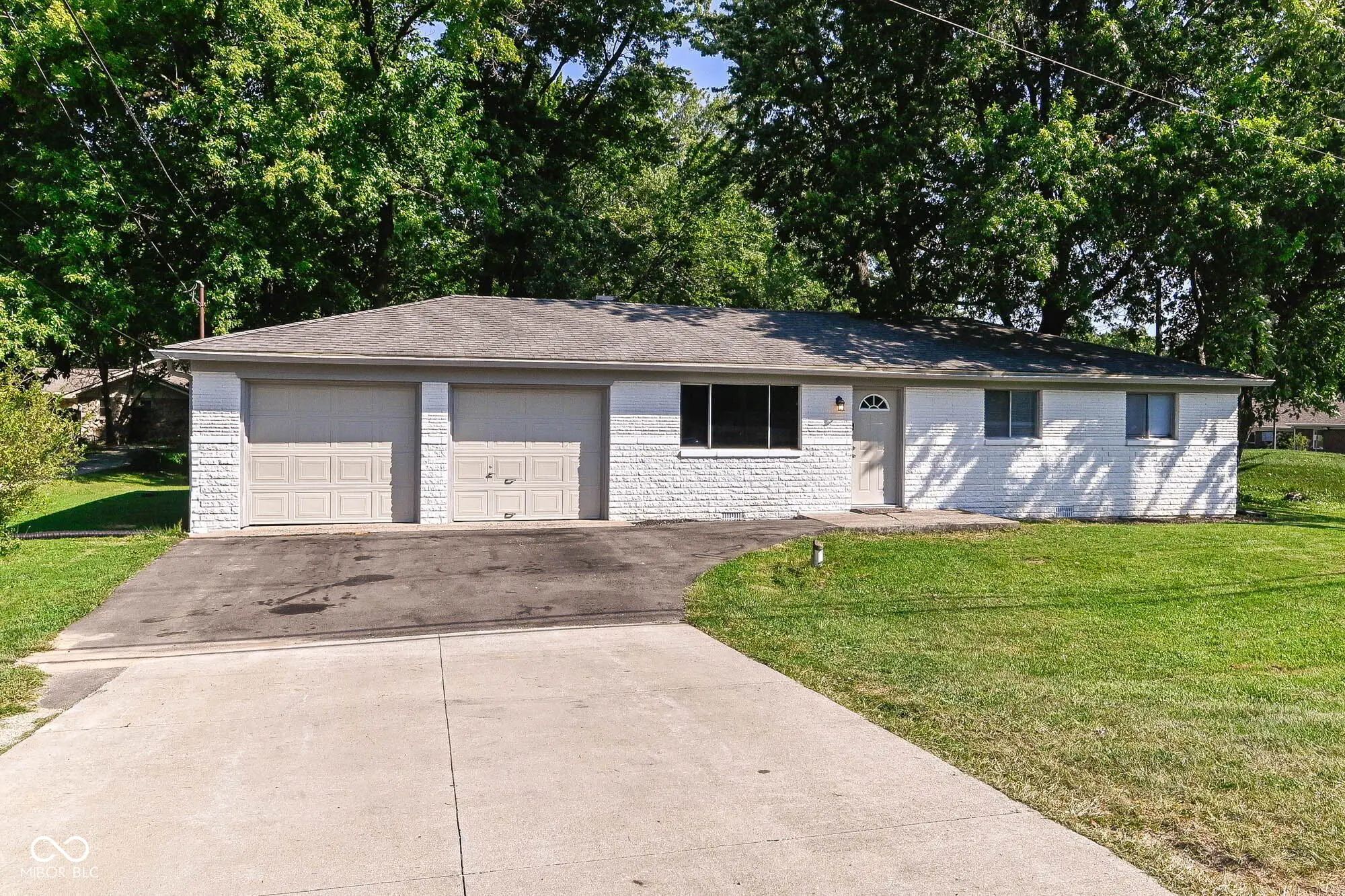 10056 E 126 Street E, Fishers