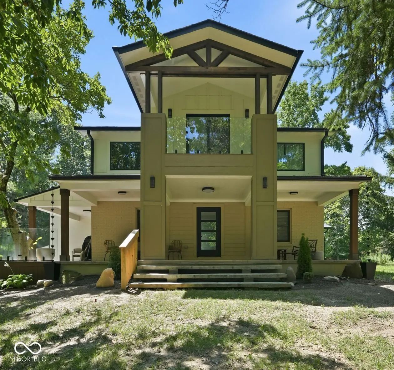 7980-7984 Royal Avenue, Zionsville