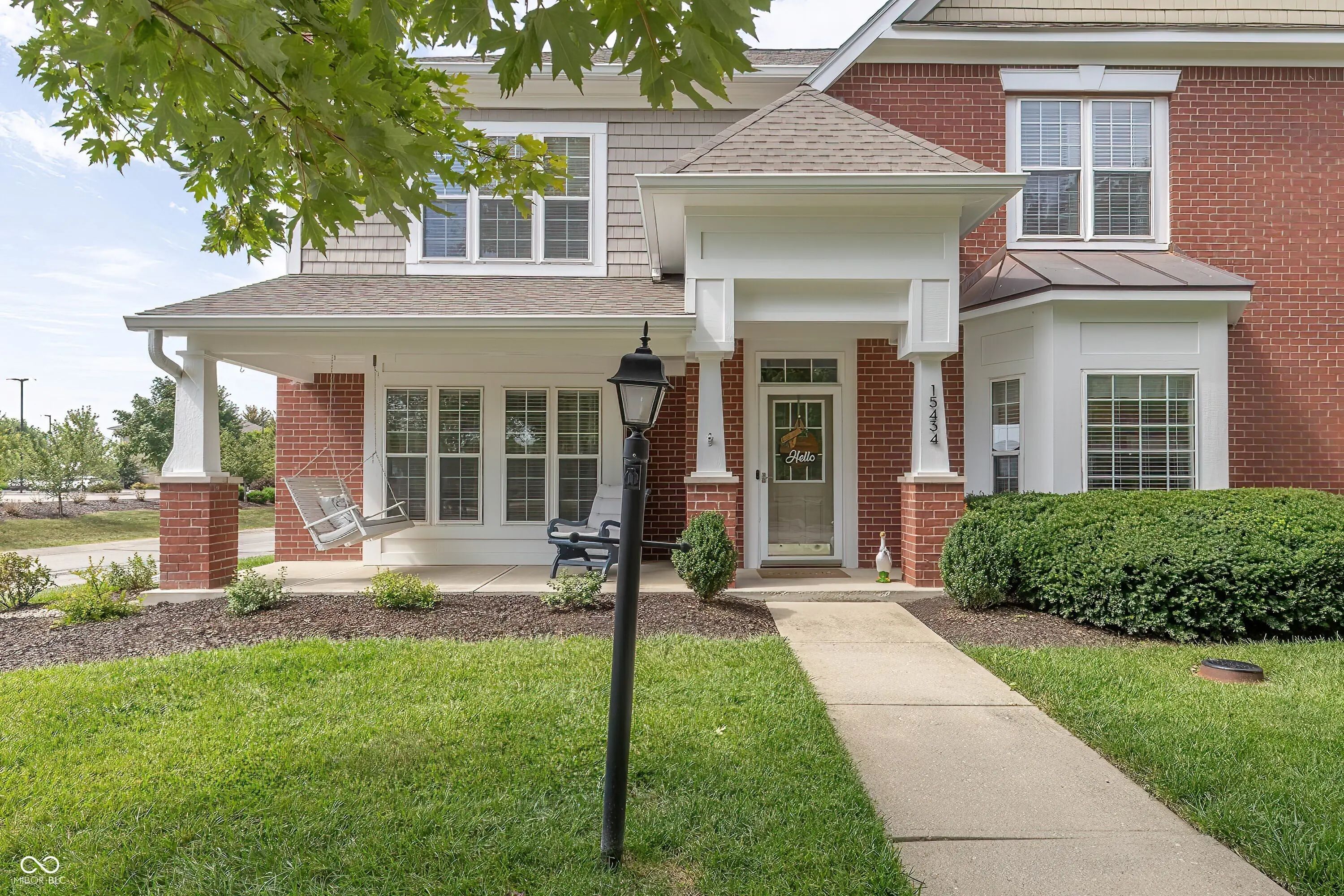 15434 Clearbrook Street, Westfield