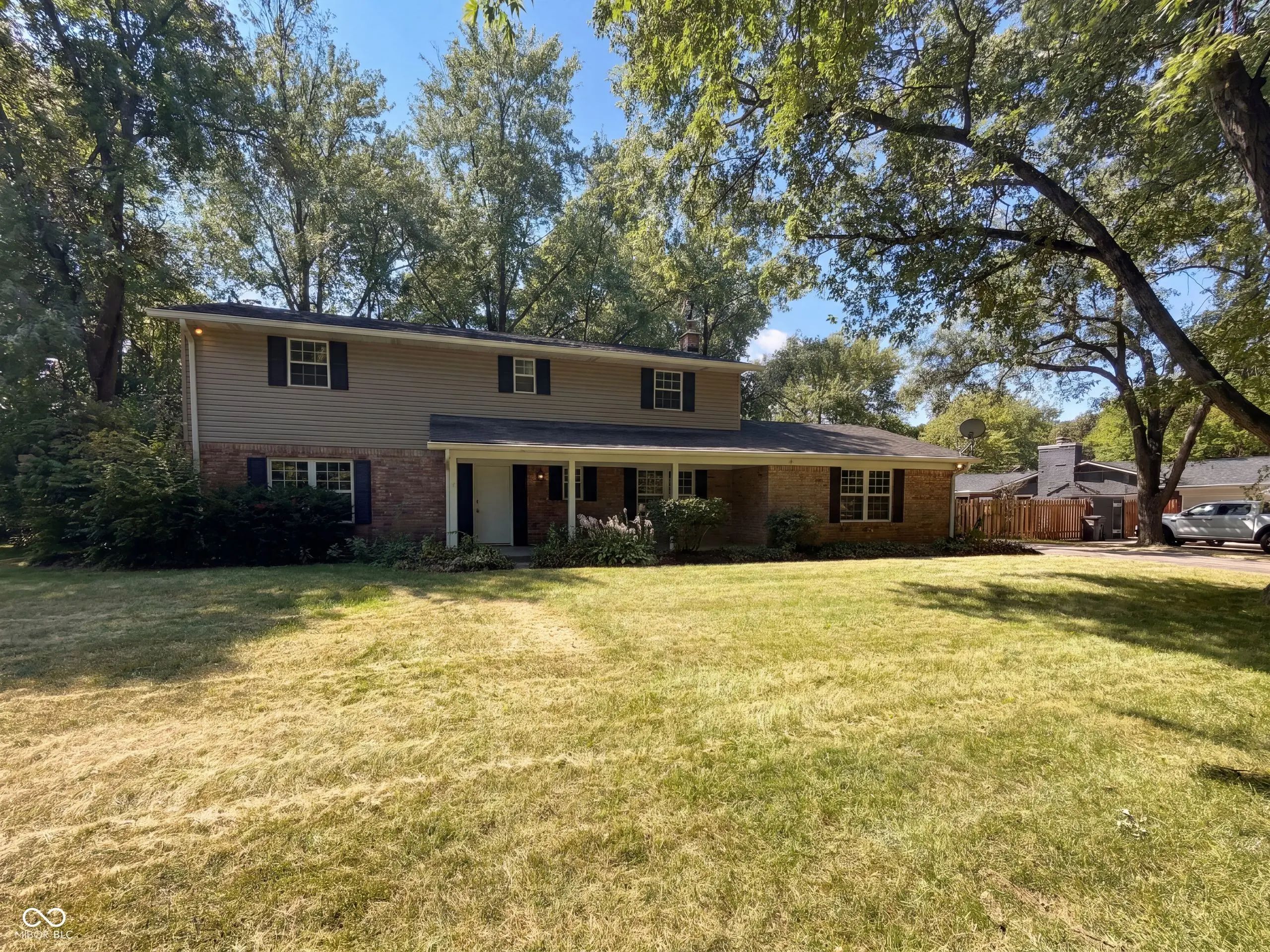 7836 Wawasee Drive, Indianapolis