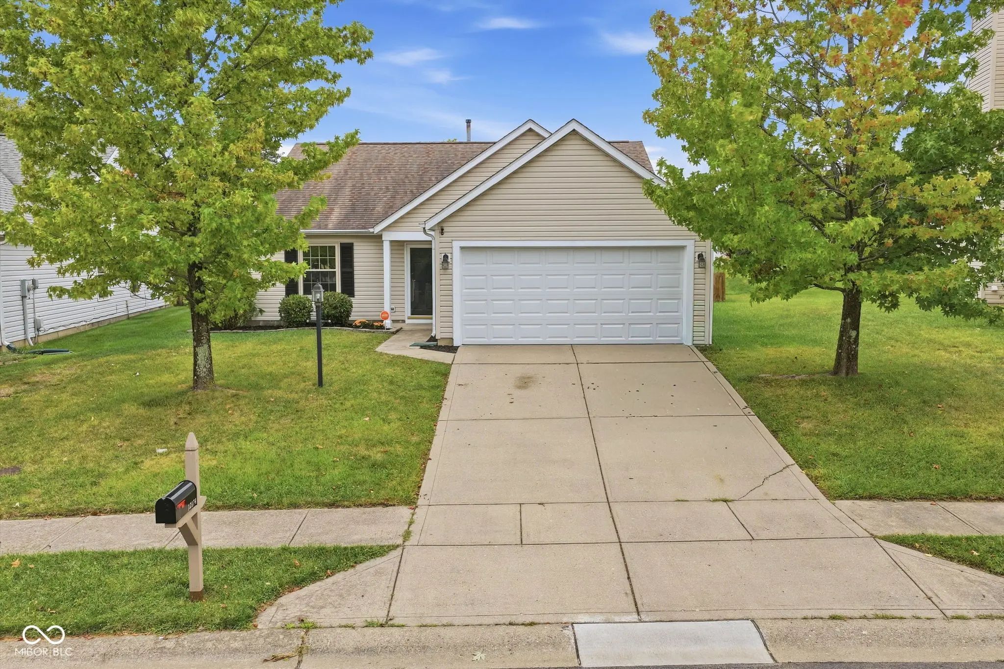 Photo of 12174 Split Granite Drive Fishers, IN 46037