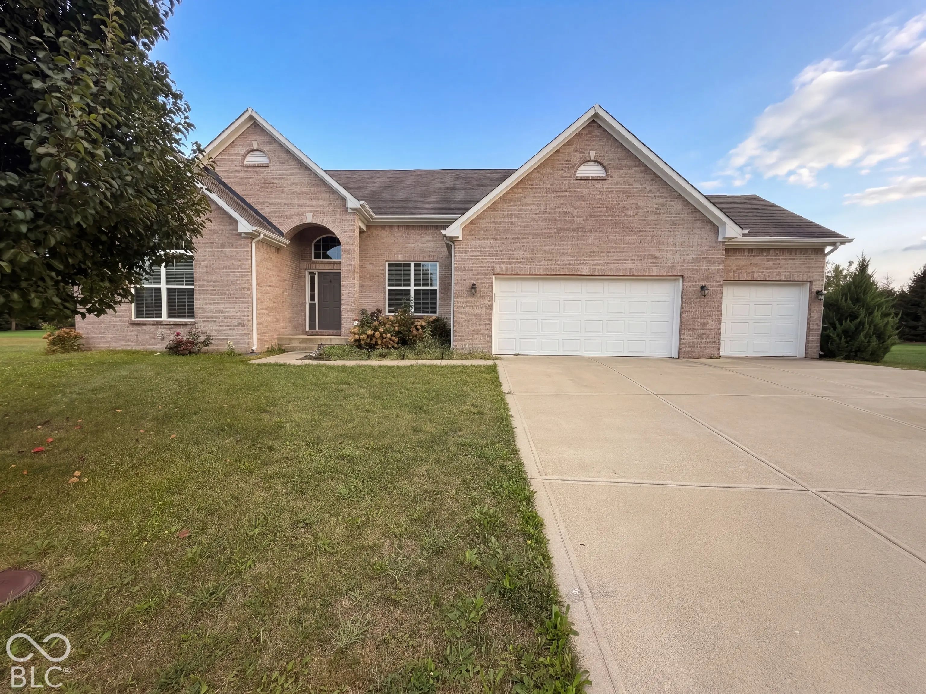 21323 Wharfdale Drive, Noblesville