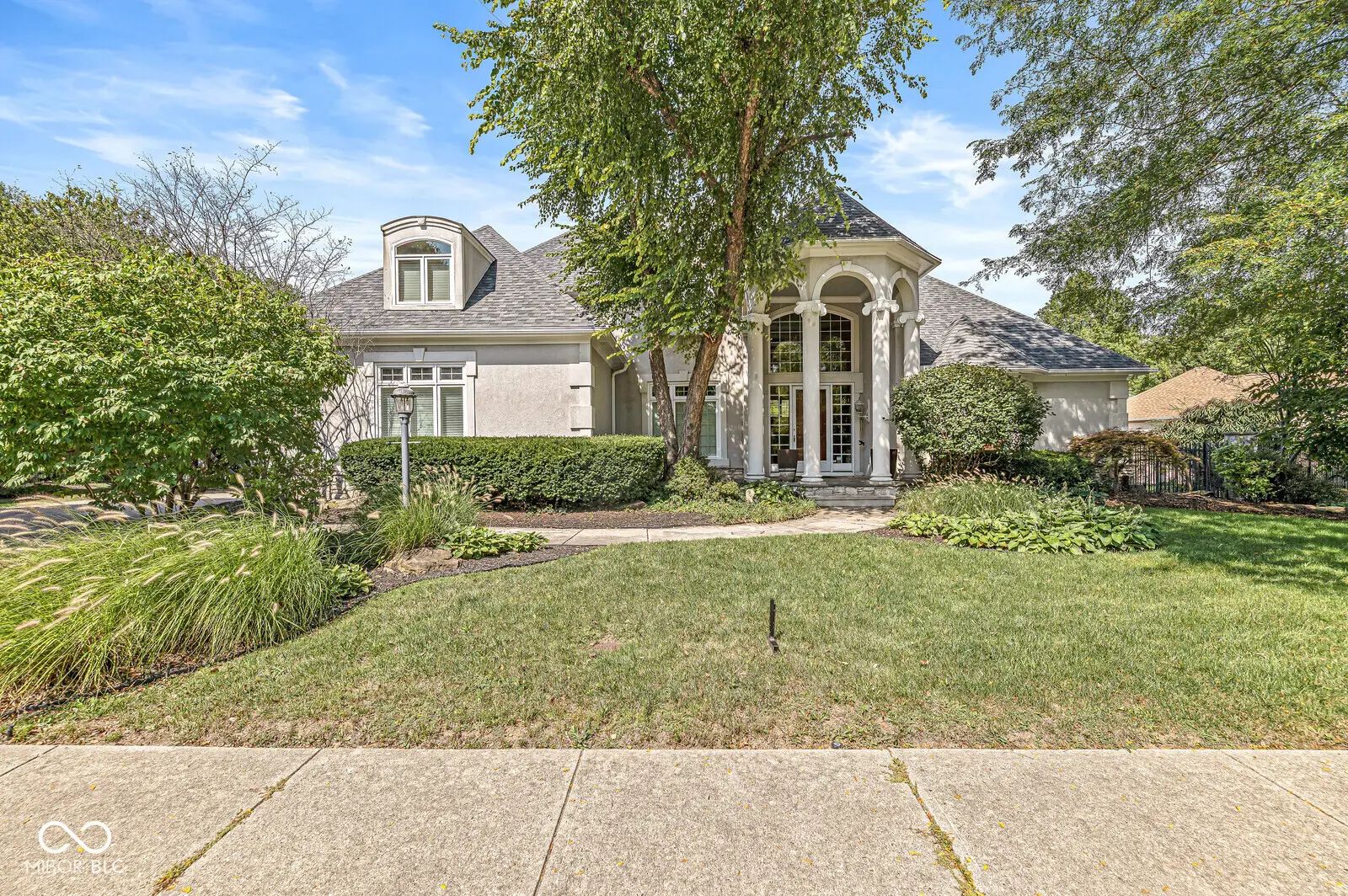 8813 Worthington Court, Indianapolis