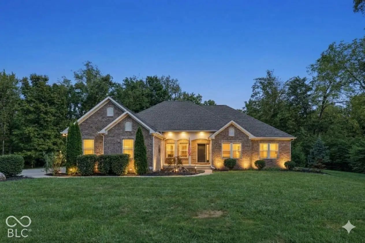 10038 Indian Lake Boulevard N, Indianapolis