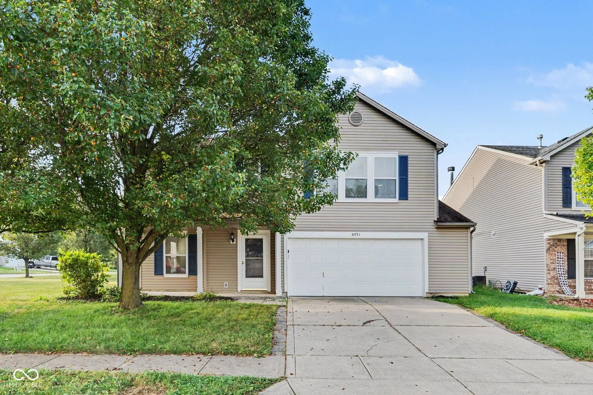 6921 Maywood Circle, Avon