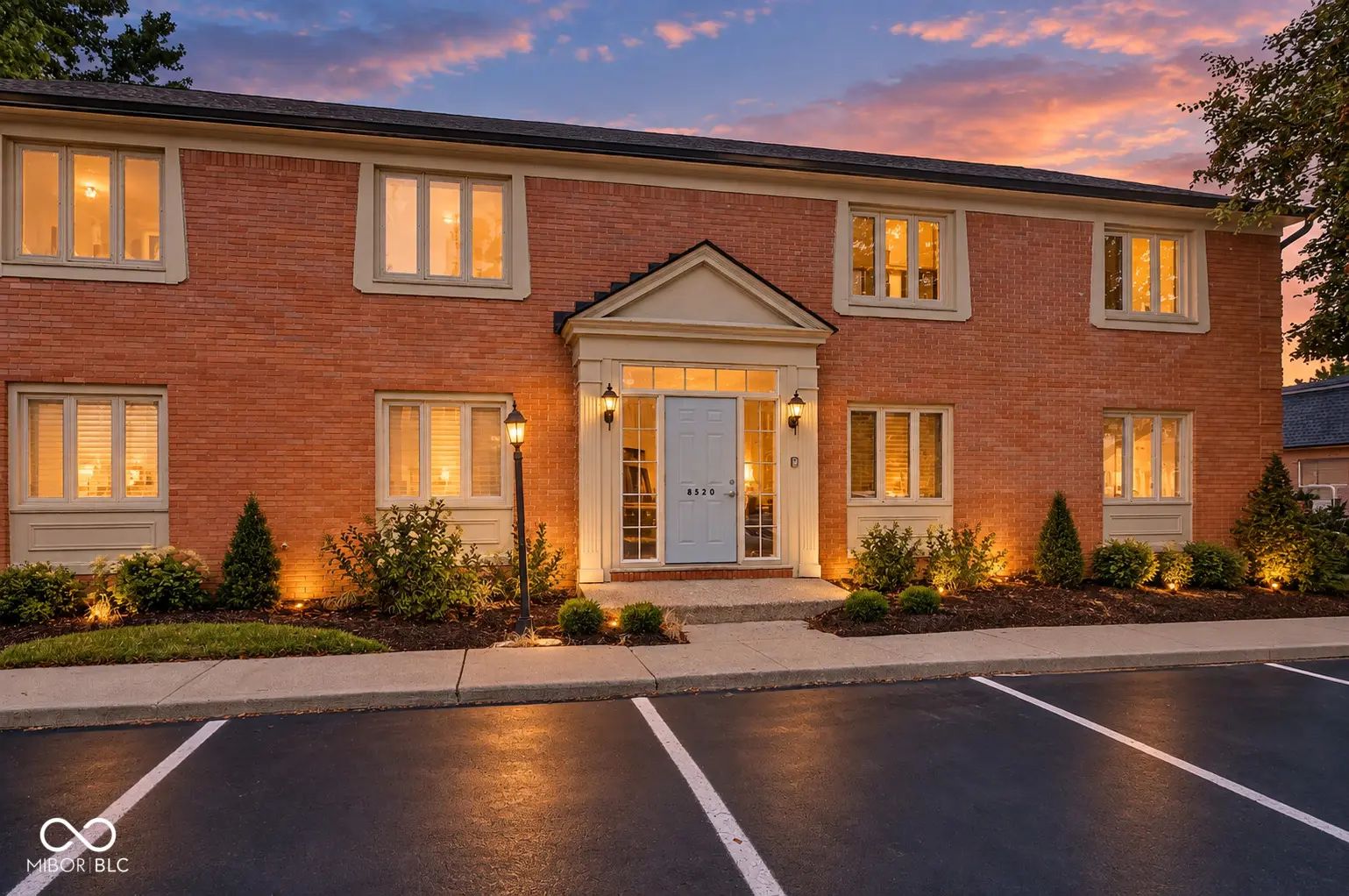 Photo of 8520 Canterbury E A Indianapolis, IN 46260