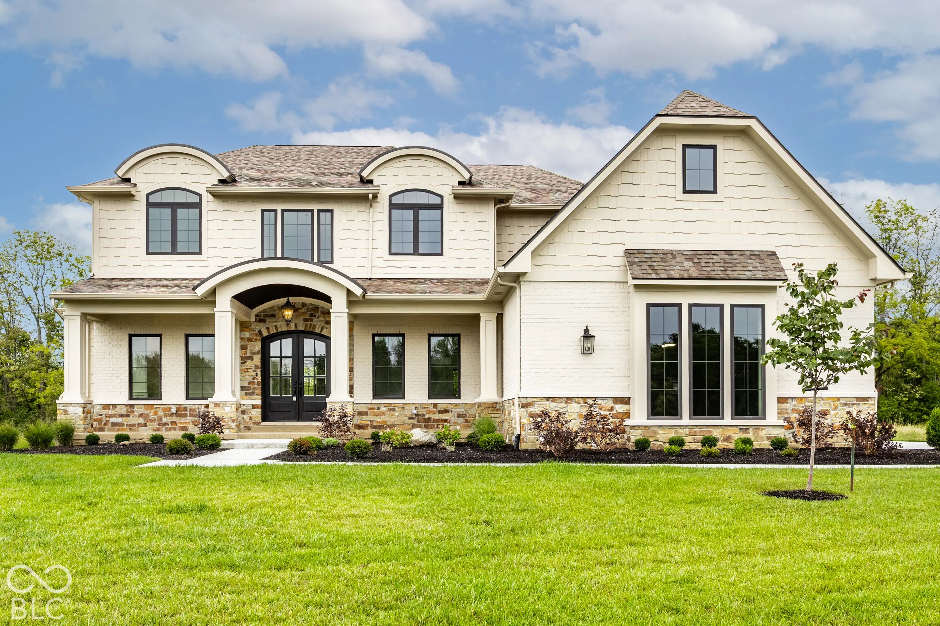 15721 Vantage Court, Westfield