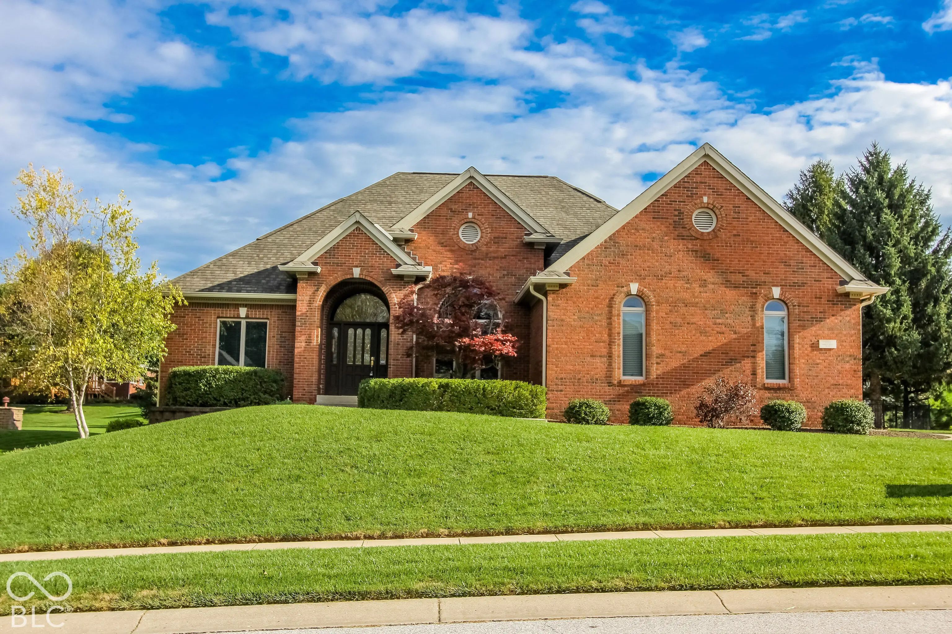 2593 Forest Hills Boulevard, Greenwood
