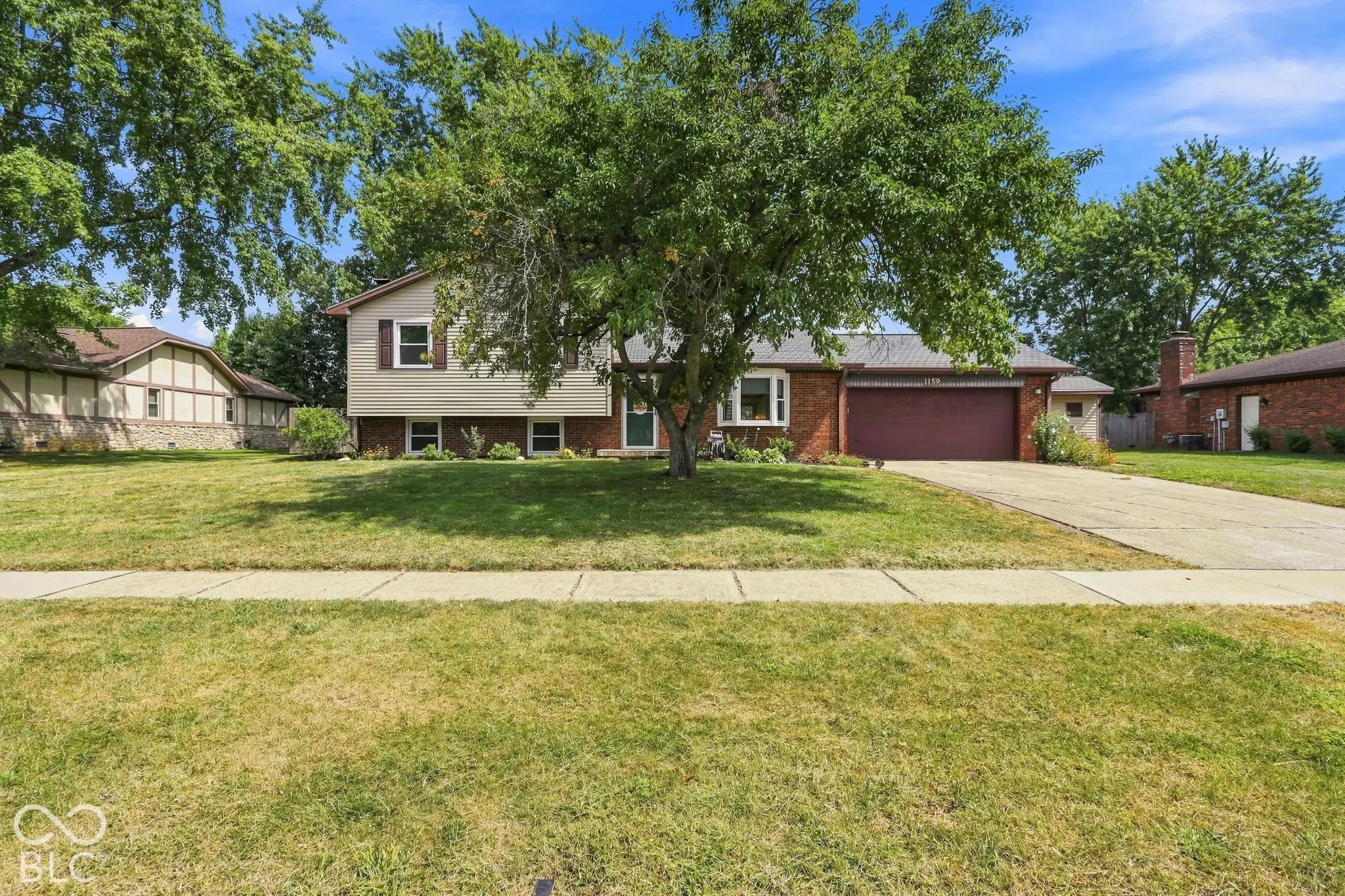1159 Cambridge Drive, Greenwood