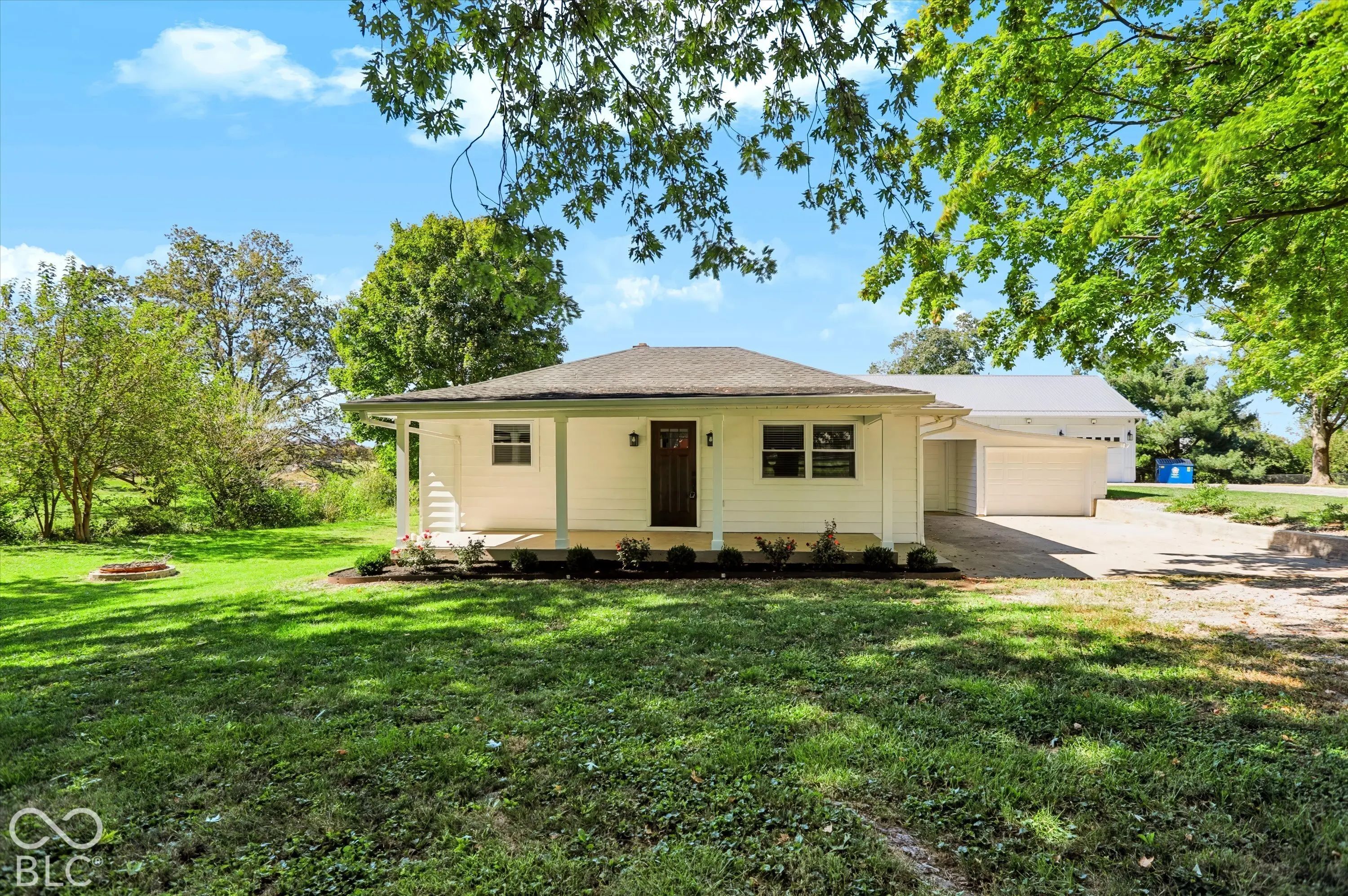3384 Mullinix, Greenwood