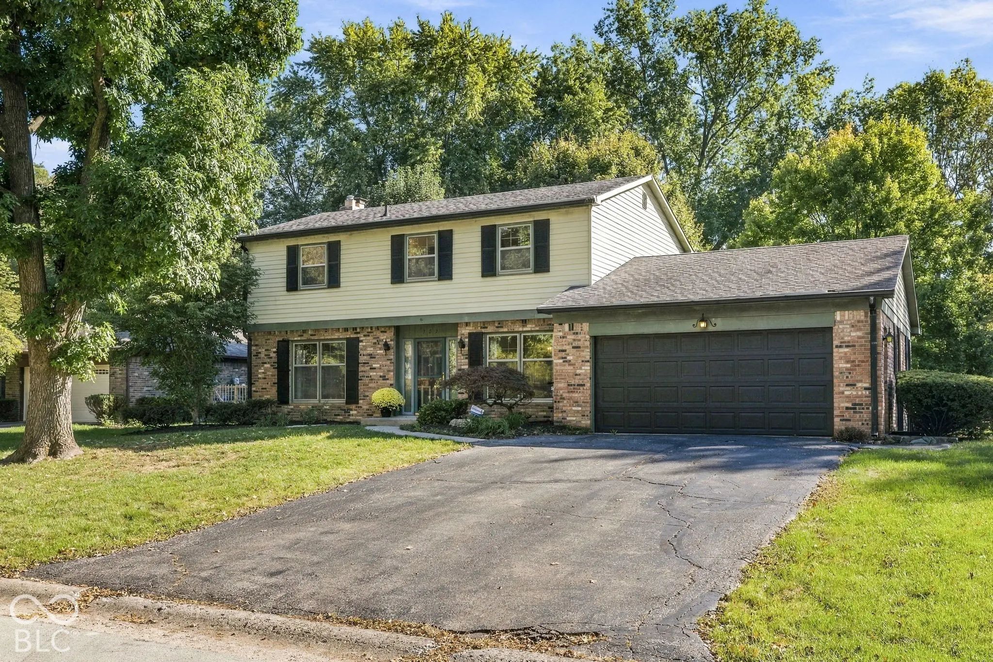 503 Sudbury Court, Indianapolis