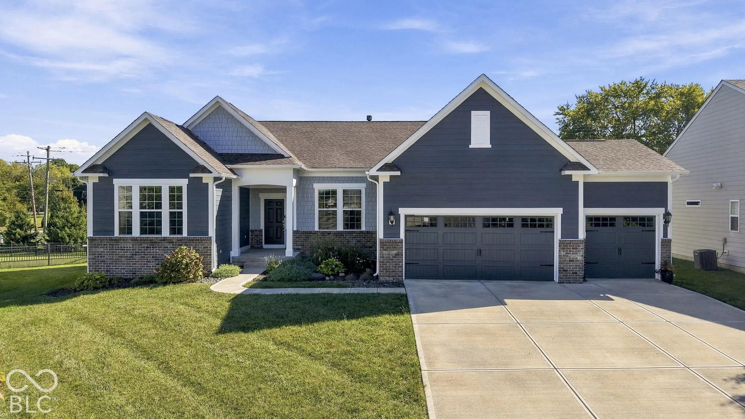 9694 Summer Hollow Drive, Fishers