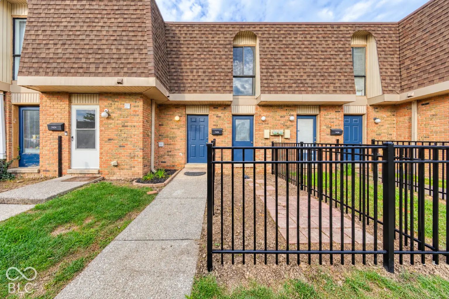 Photo of 7426 Country Brook Drive Indianapolis, IN 46260