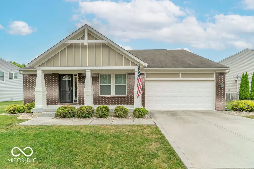 2448 Sandi Drive, Avon