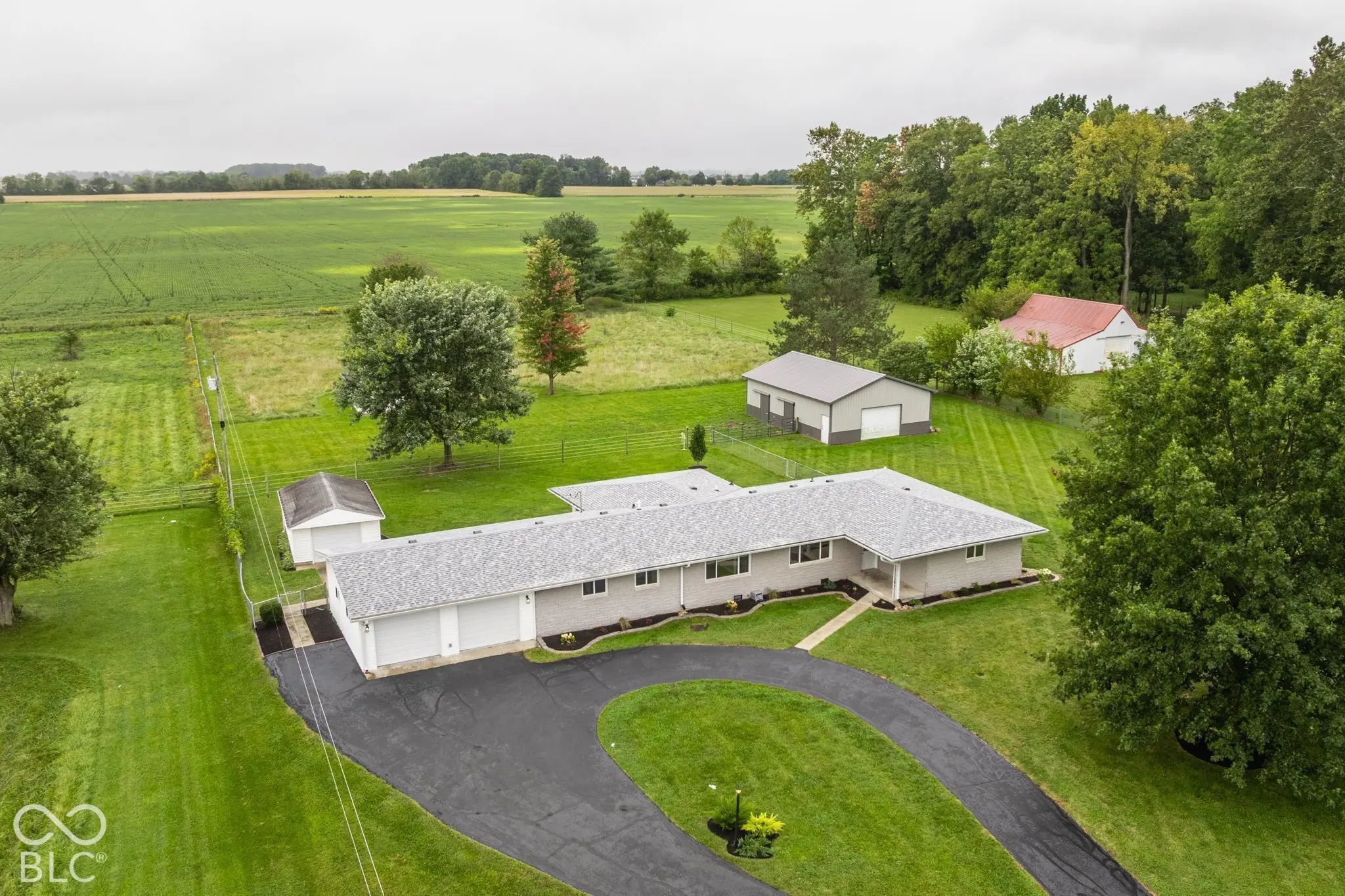 987 W Stones Crossing Road, Greenwood